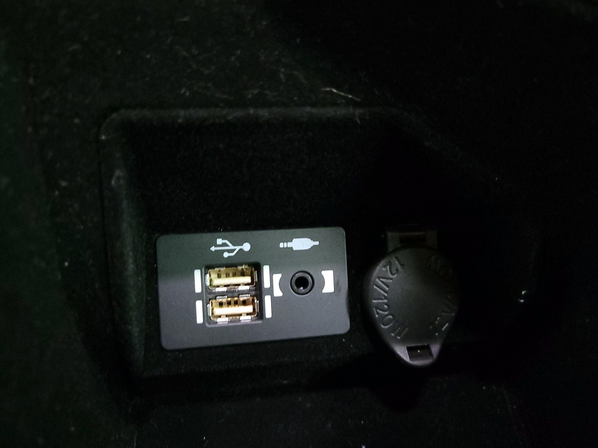 Thumbnail: 2023 Lexus IS - 19