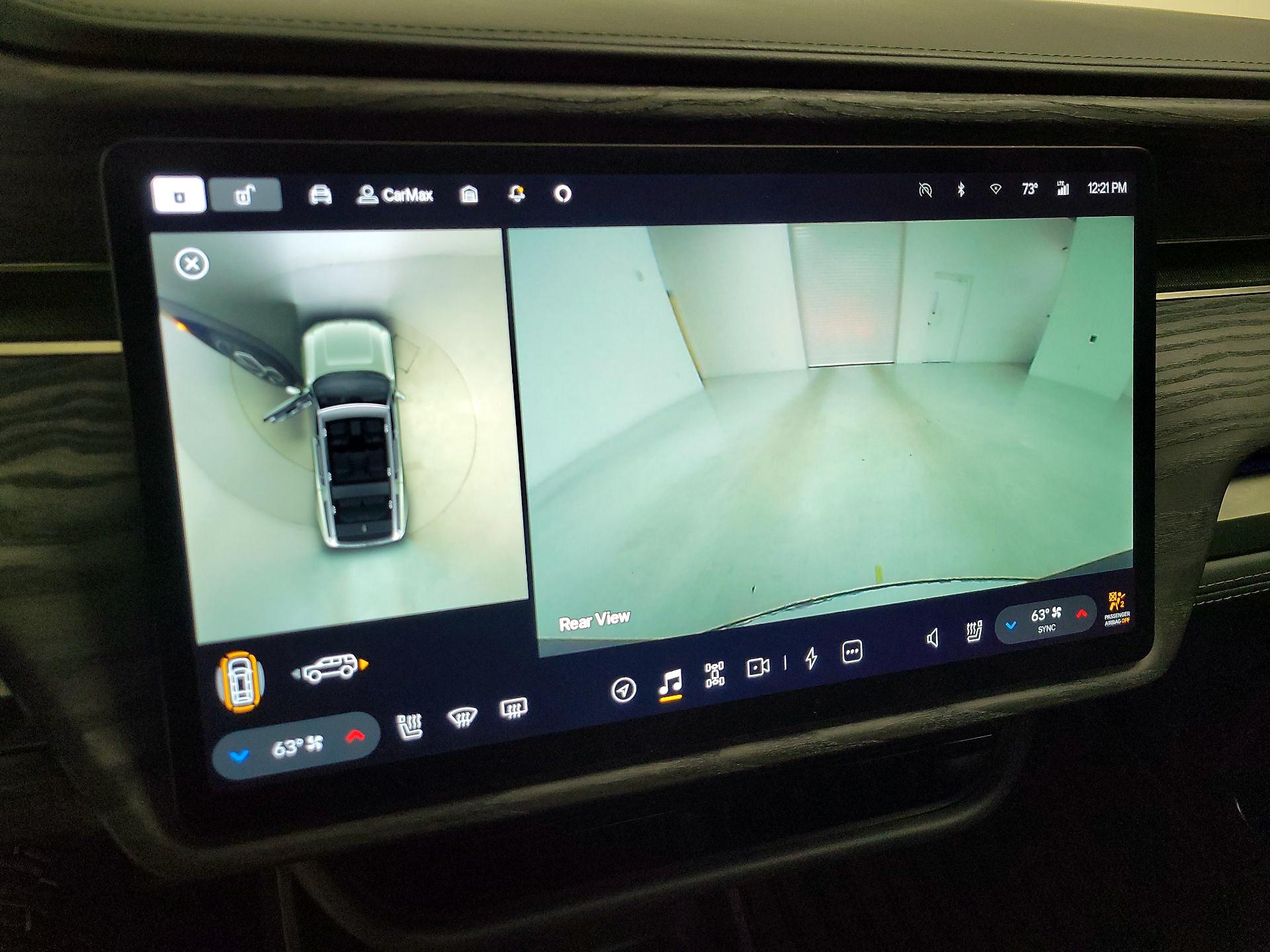 Thumbnail: 2023 Rivian R1S - 14