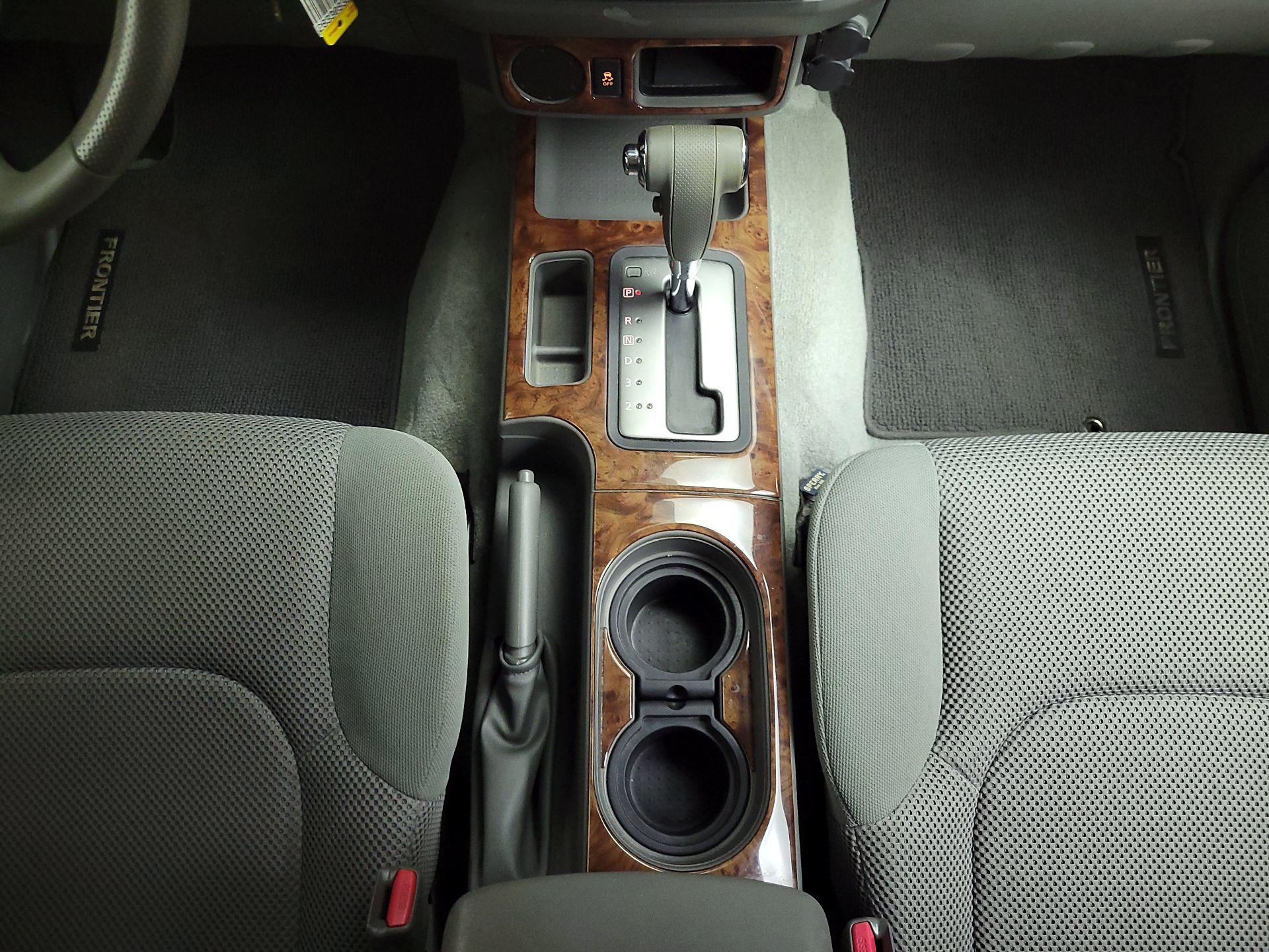 Thumbnail: 2014 Nissan Frontier - 16