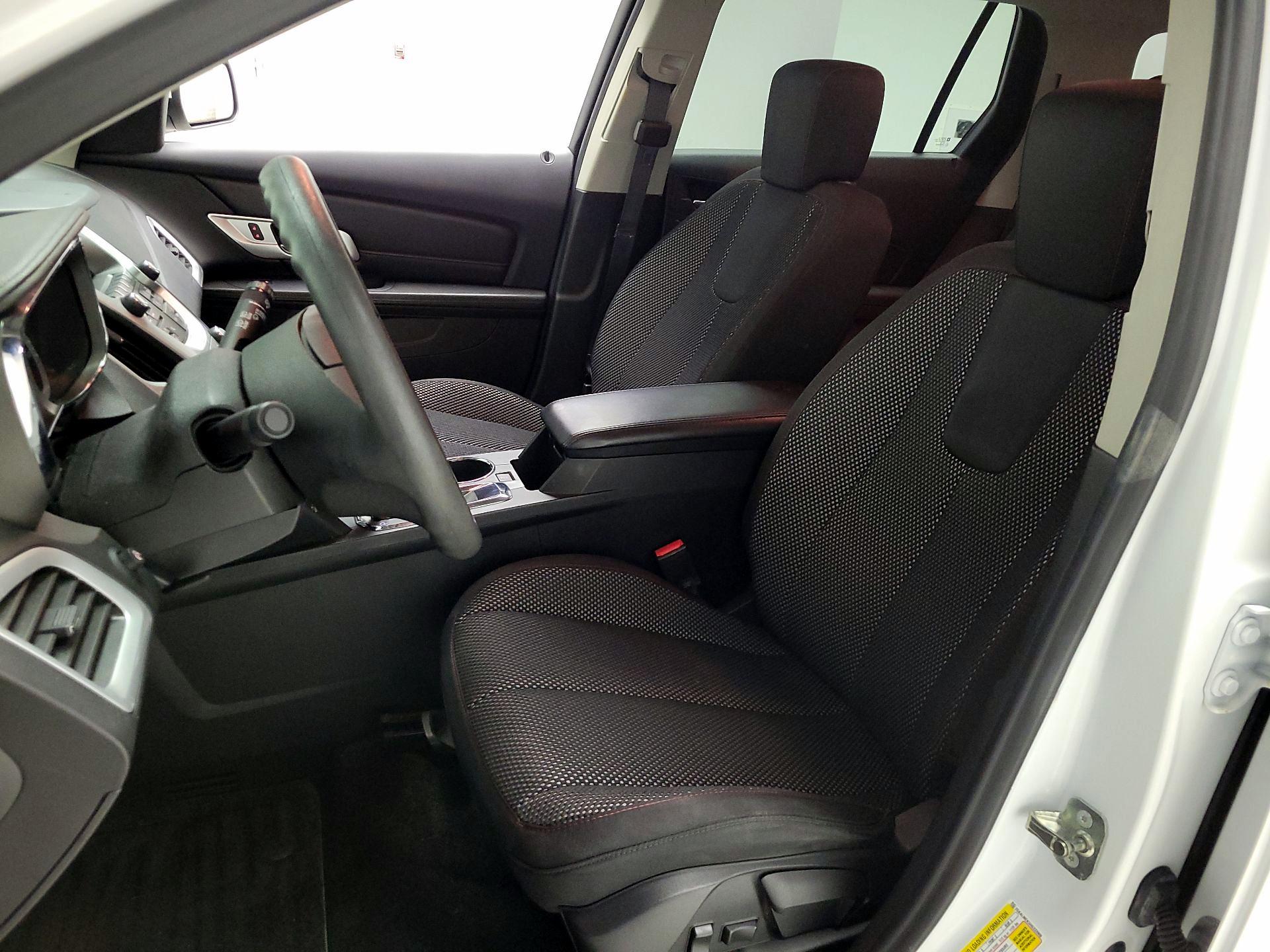 Thumbnail: 2017 GMC Terrain - 11