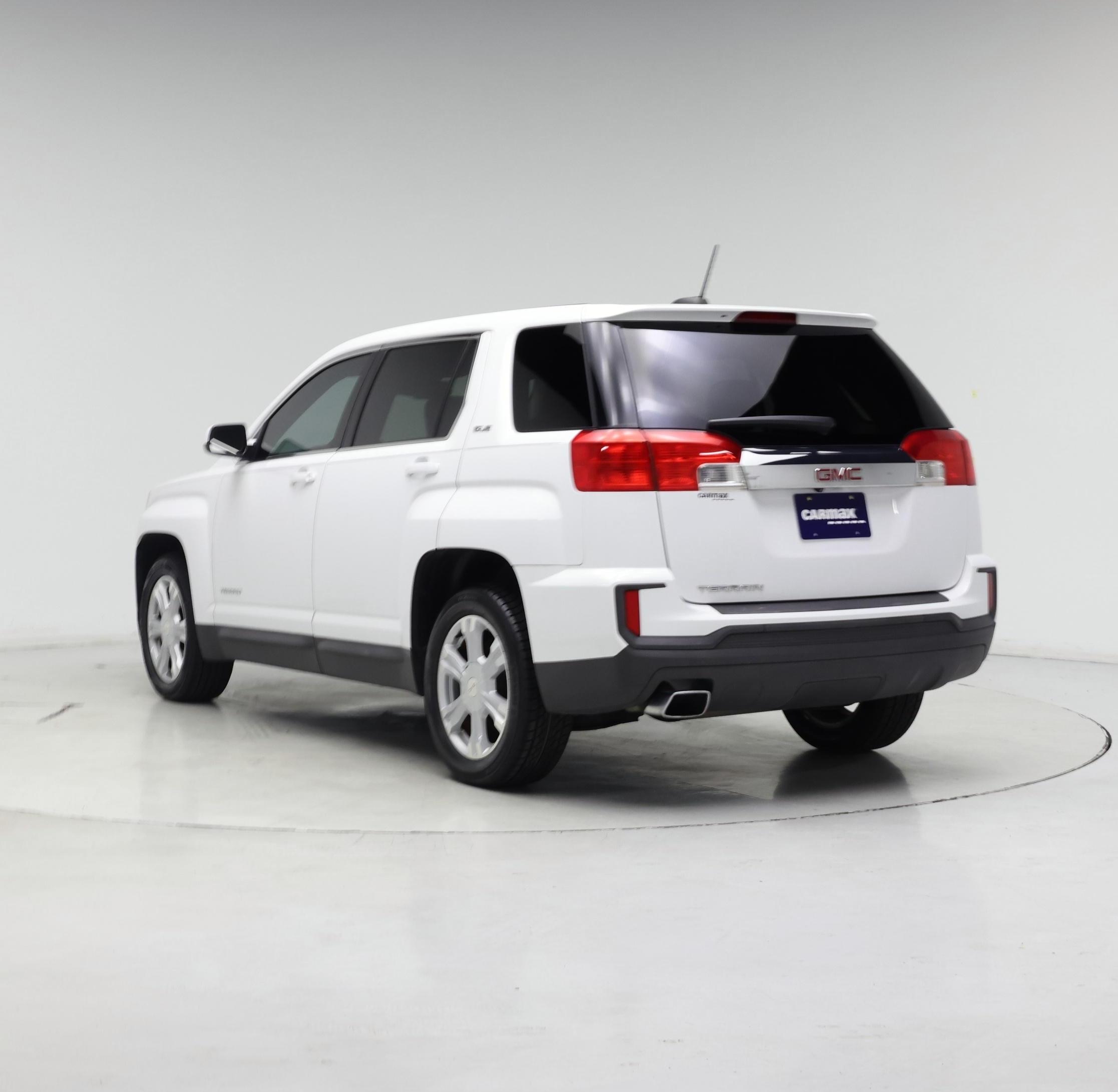 Thumbnail: 2017 GMC Terrain - 2