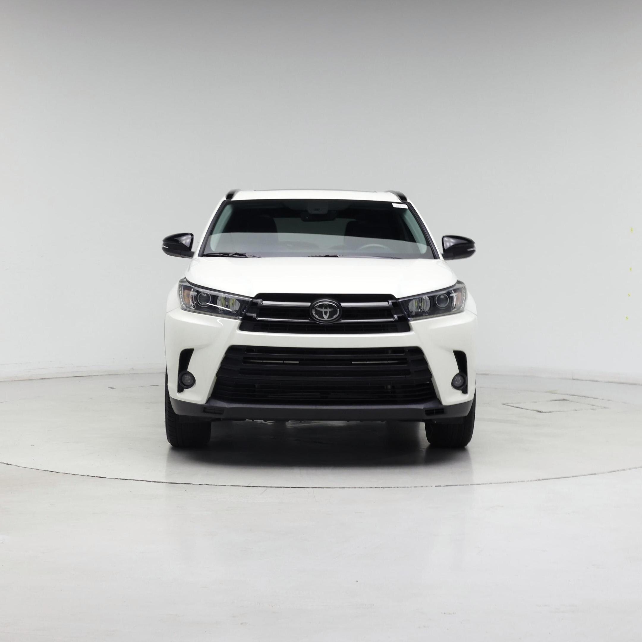 Thumbnail: 2019 Toyota Highlander - 5