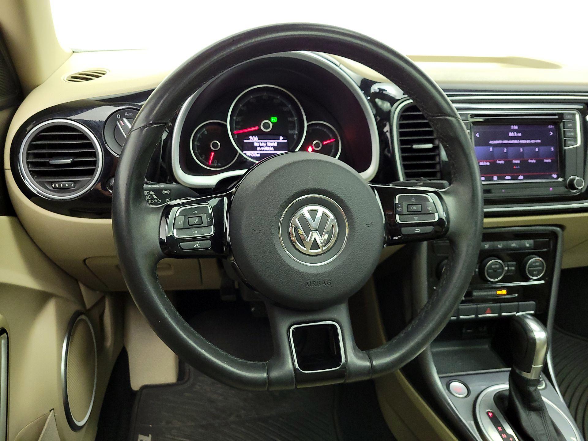 Thumbnail: 2018 Volkswagen Beetle - 10