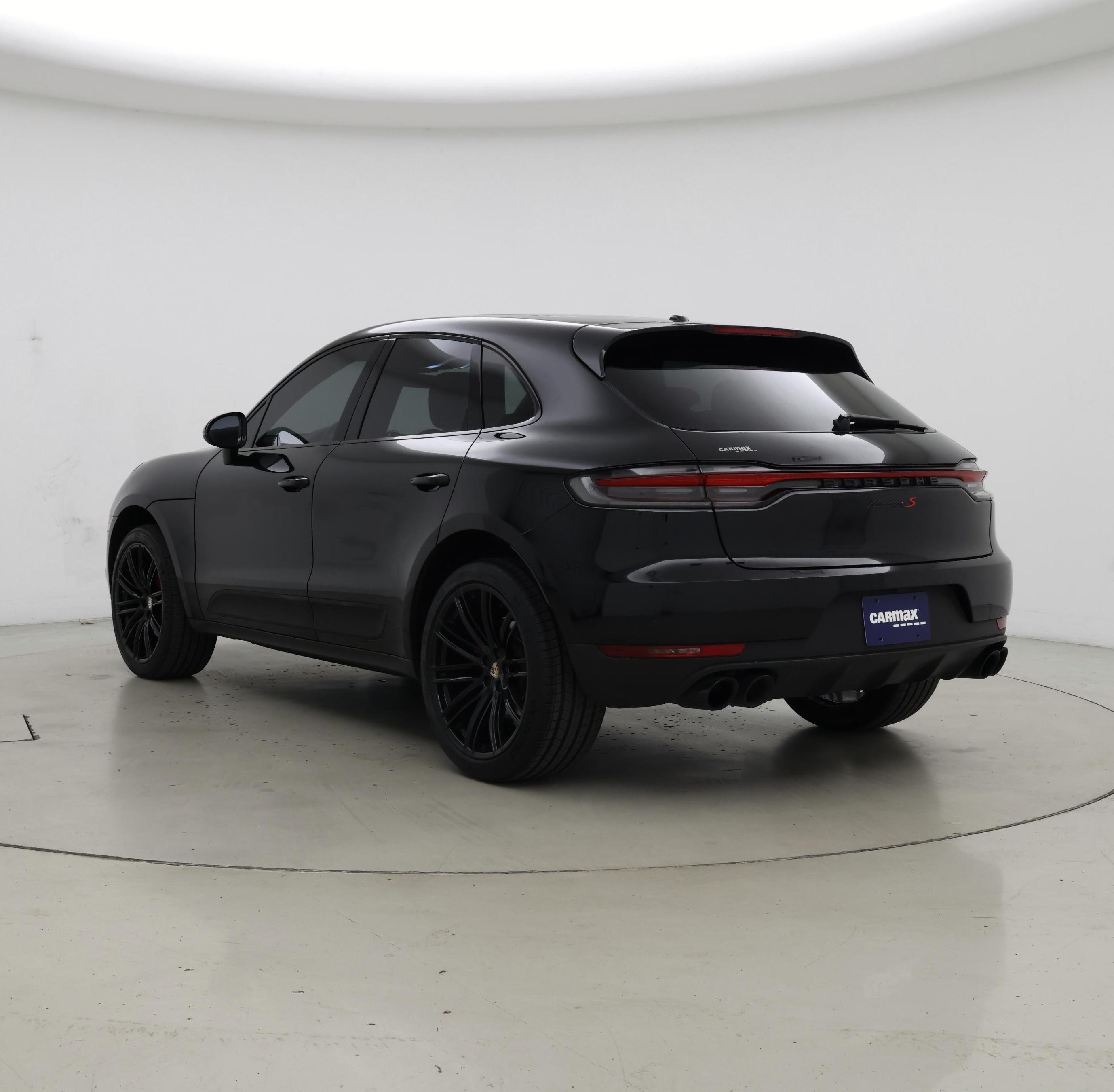 Thumbnail: 2020 Porsche Macan - 2
