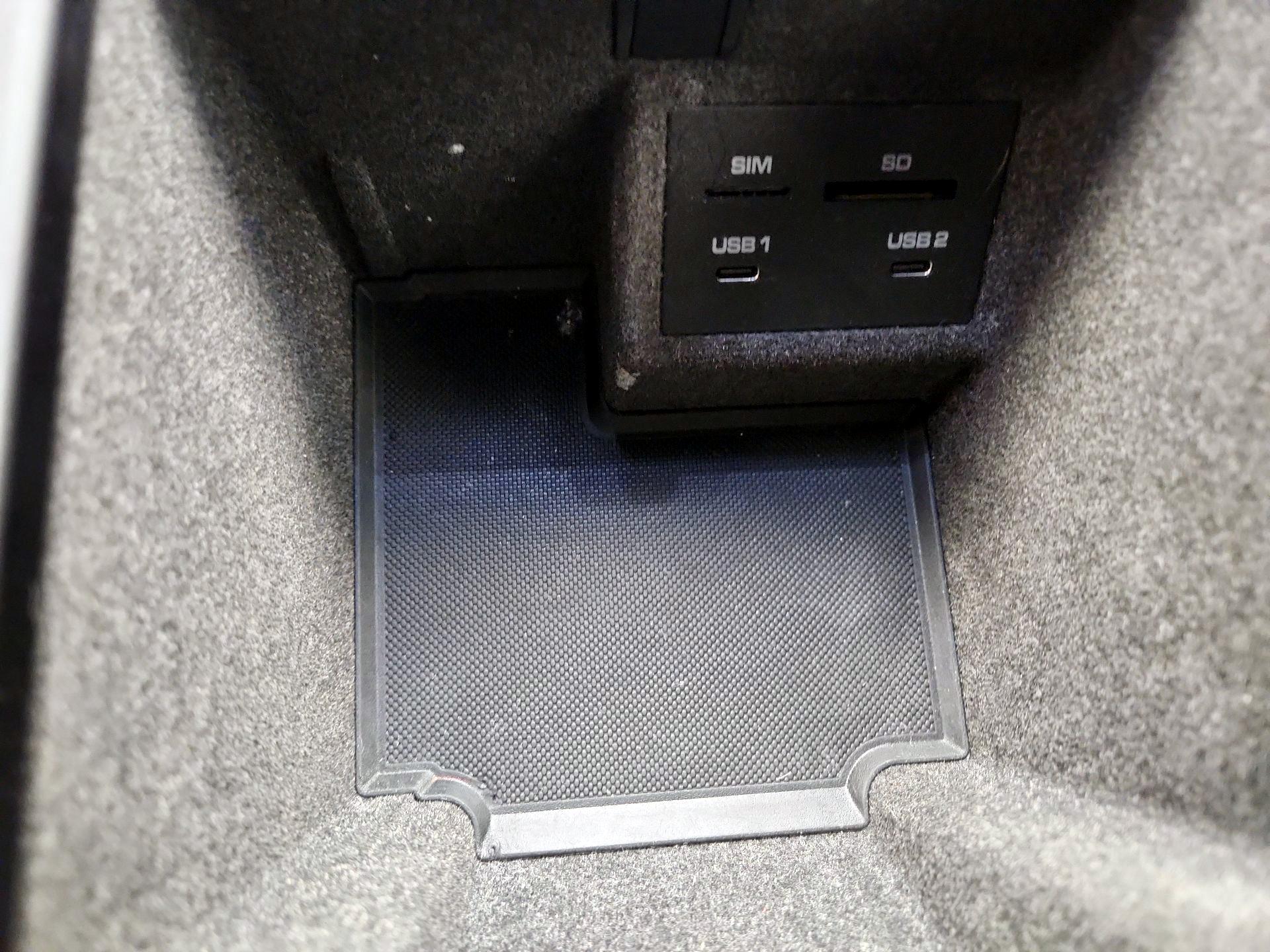 Thumbnail: 2020 Porsche Macan - 19