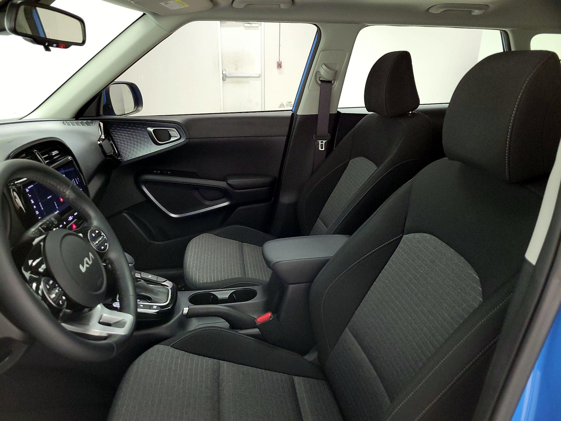 Thumbnail: 2023 Kia Soul - 11