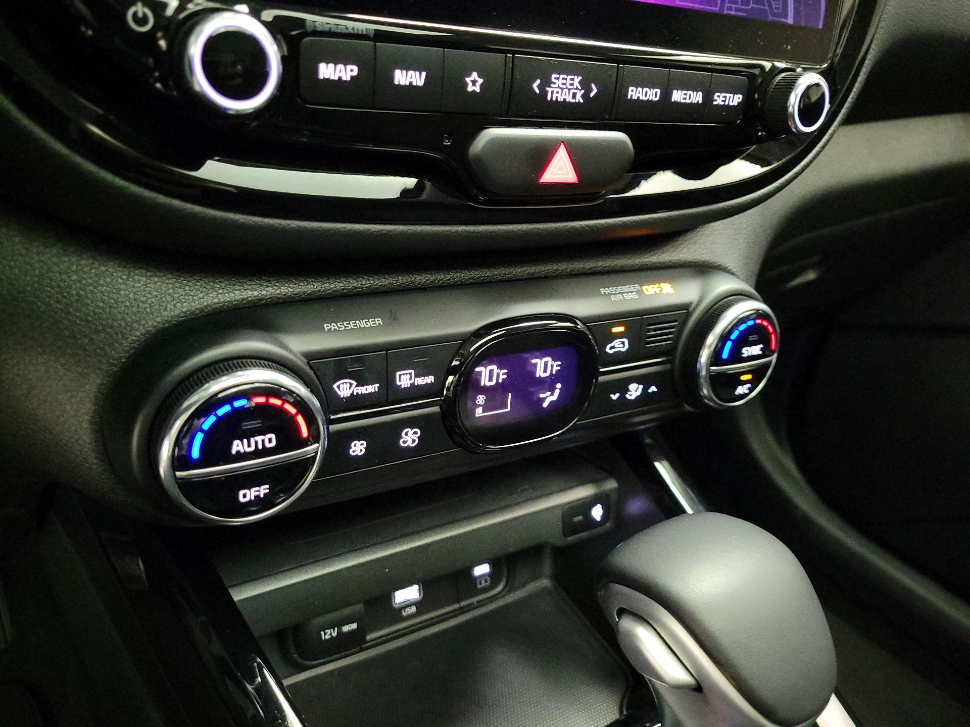 Thumbnail: 2023 Kia Soul - 17