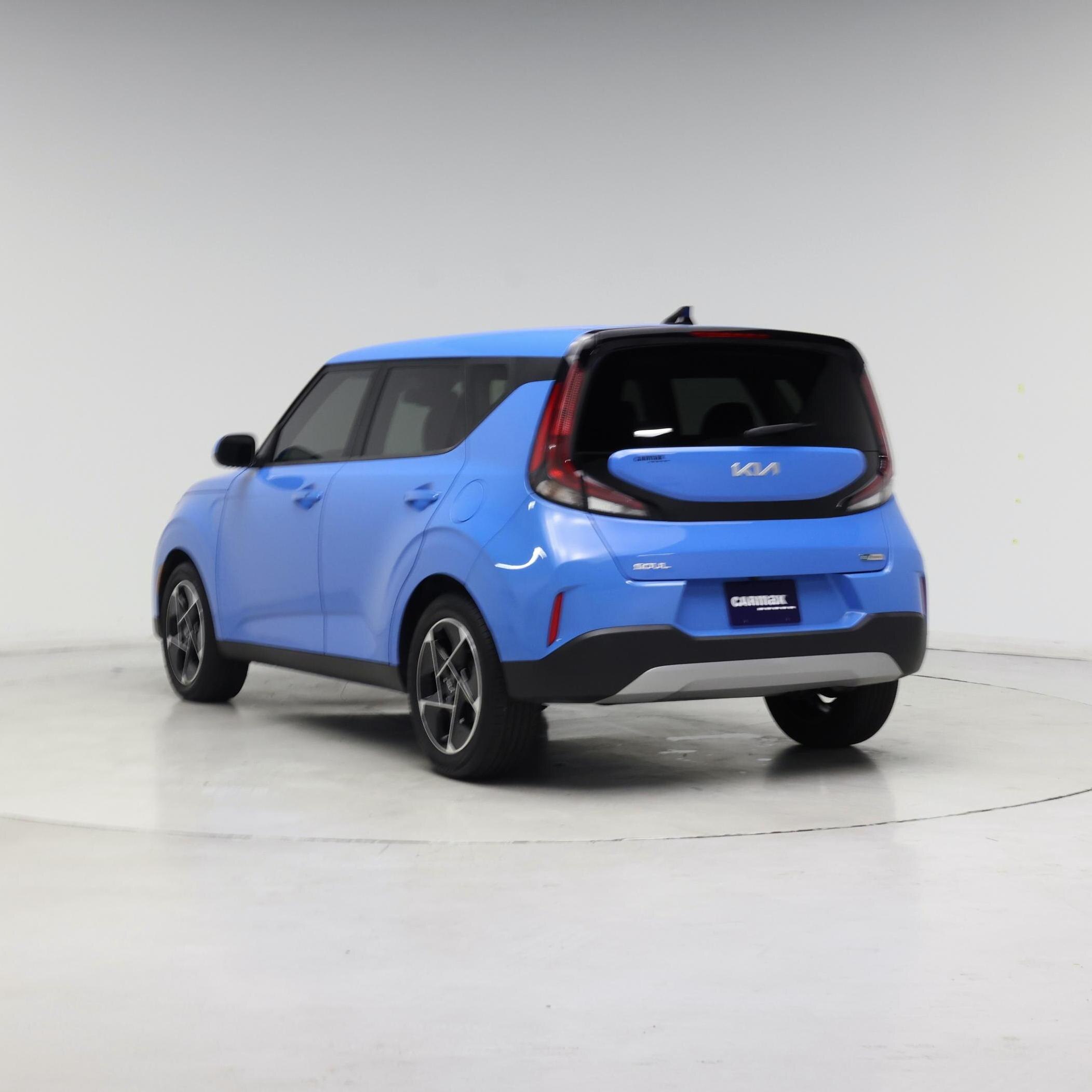 Thumbnail: 2023 Kia Soul - 2