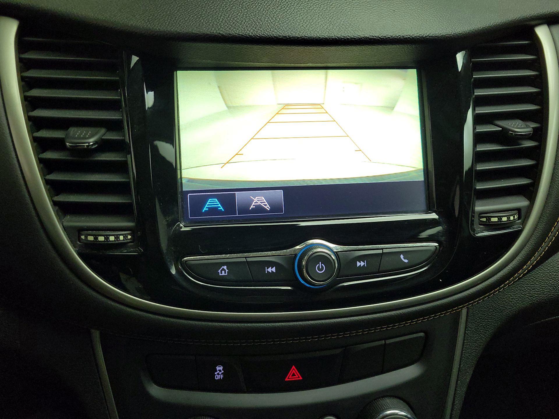 Thumbnail: 2017 Chevrolet Trax - 14