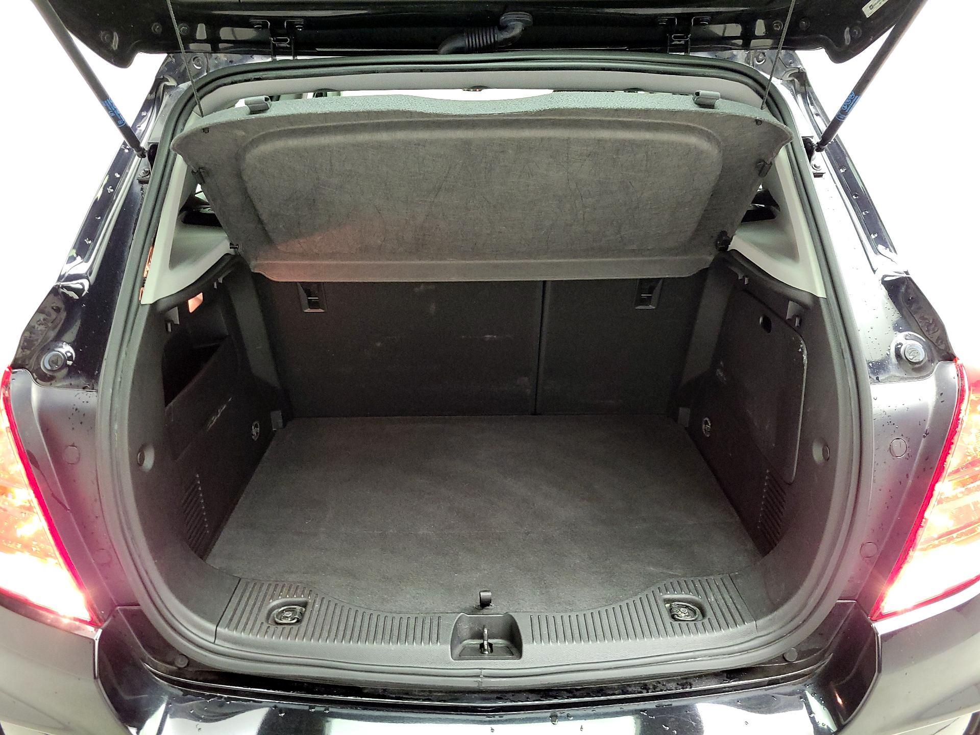 Thumbnail: 2017 Chevrolet Trax - 20