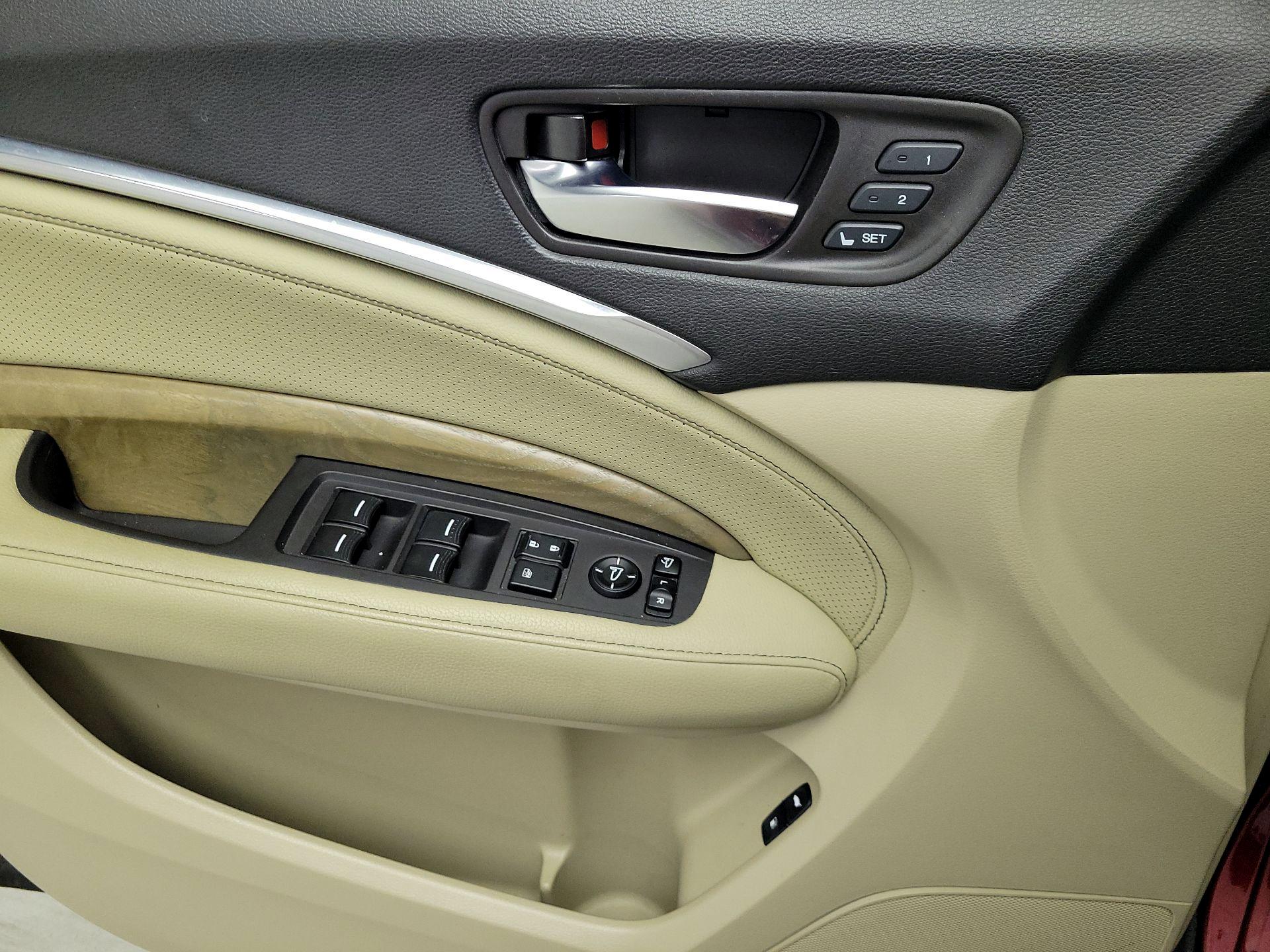 Thumbnail: 2019 Acura MDX - 12