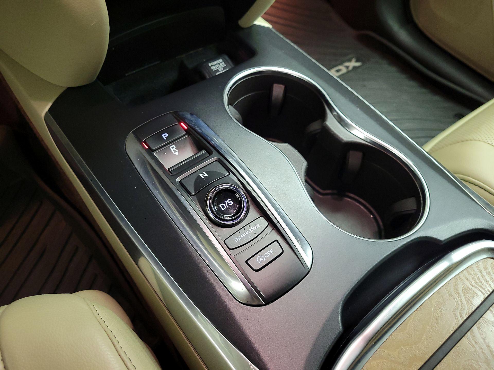 Thumbnail: 2019 Acura MDX - 17