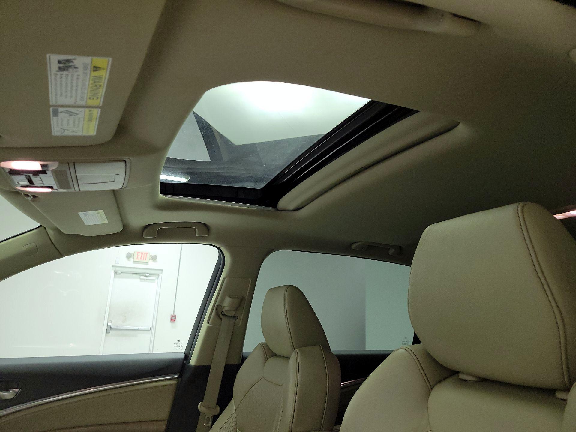 Thumbnail: 2019 Acura MDX - 18