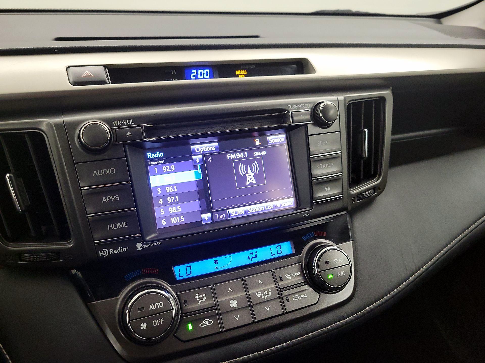 Thumbnail: 2015 Toyota RAV4 - 15