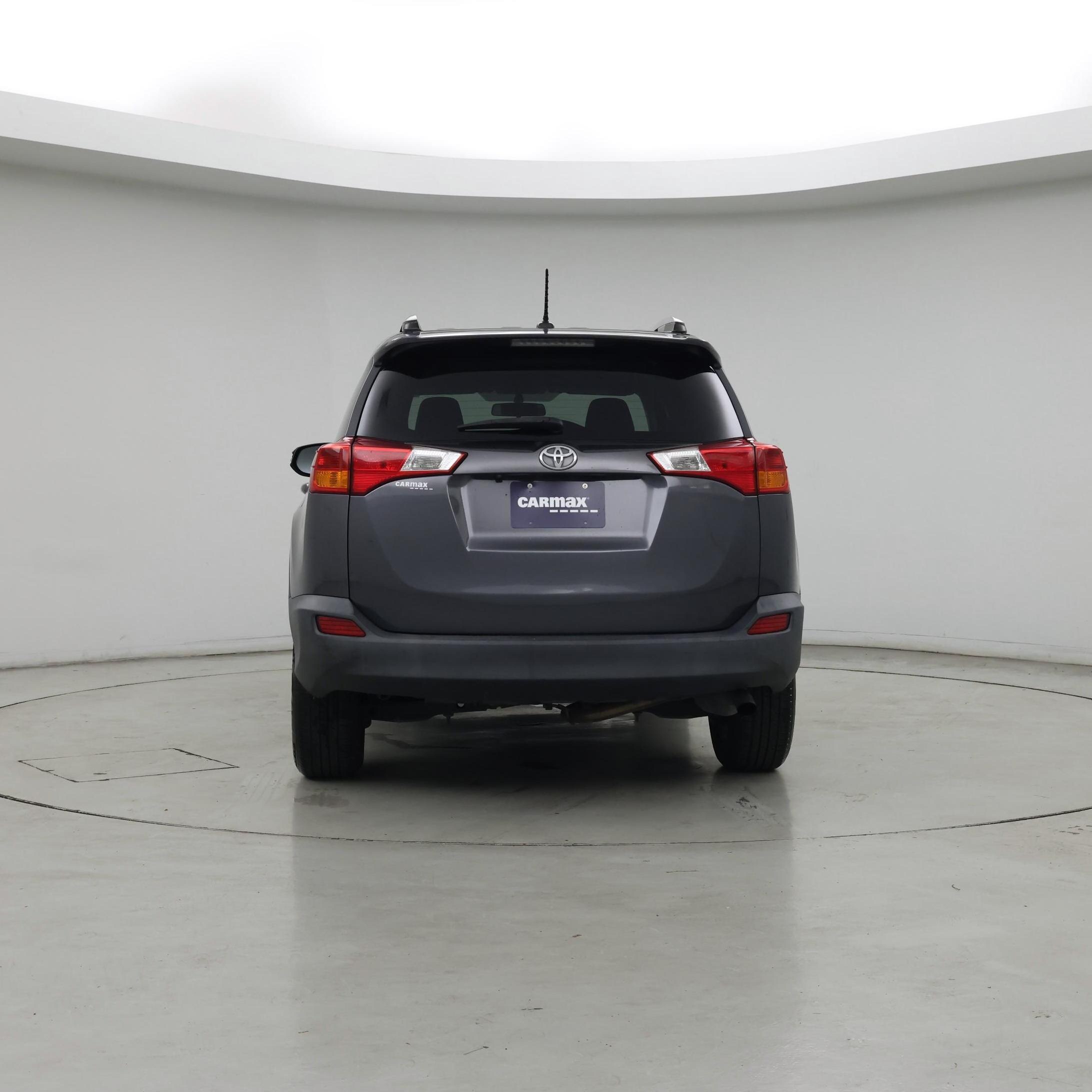 Thumbnail: 2015 Toyota RAV4 - 6
