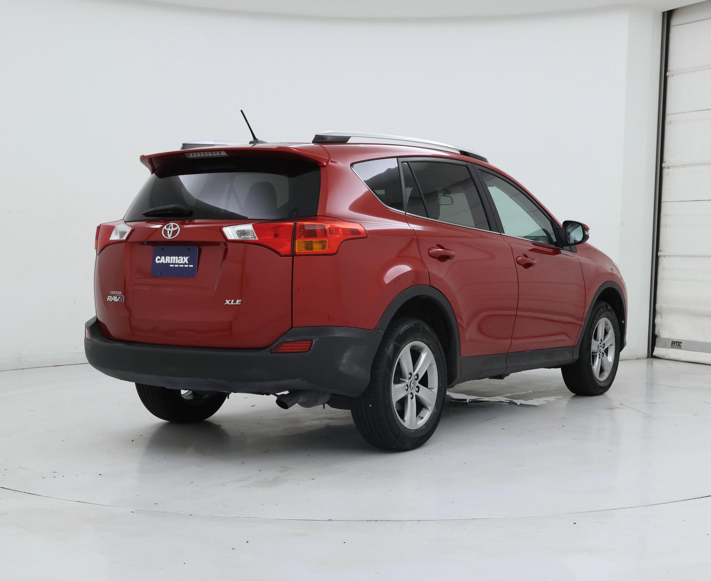 Thumbnail: 2015 Toyota RAV4 - 8