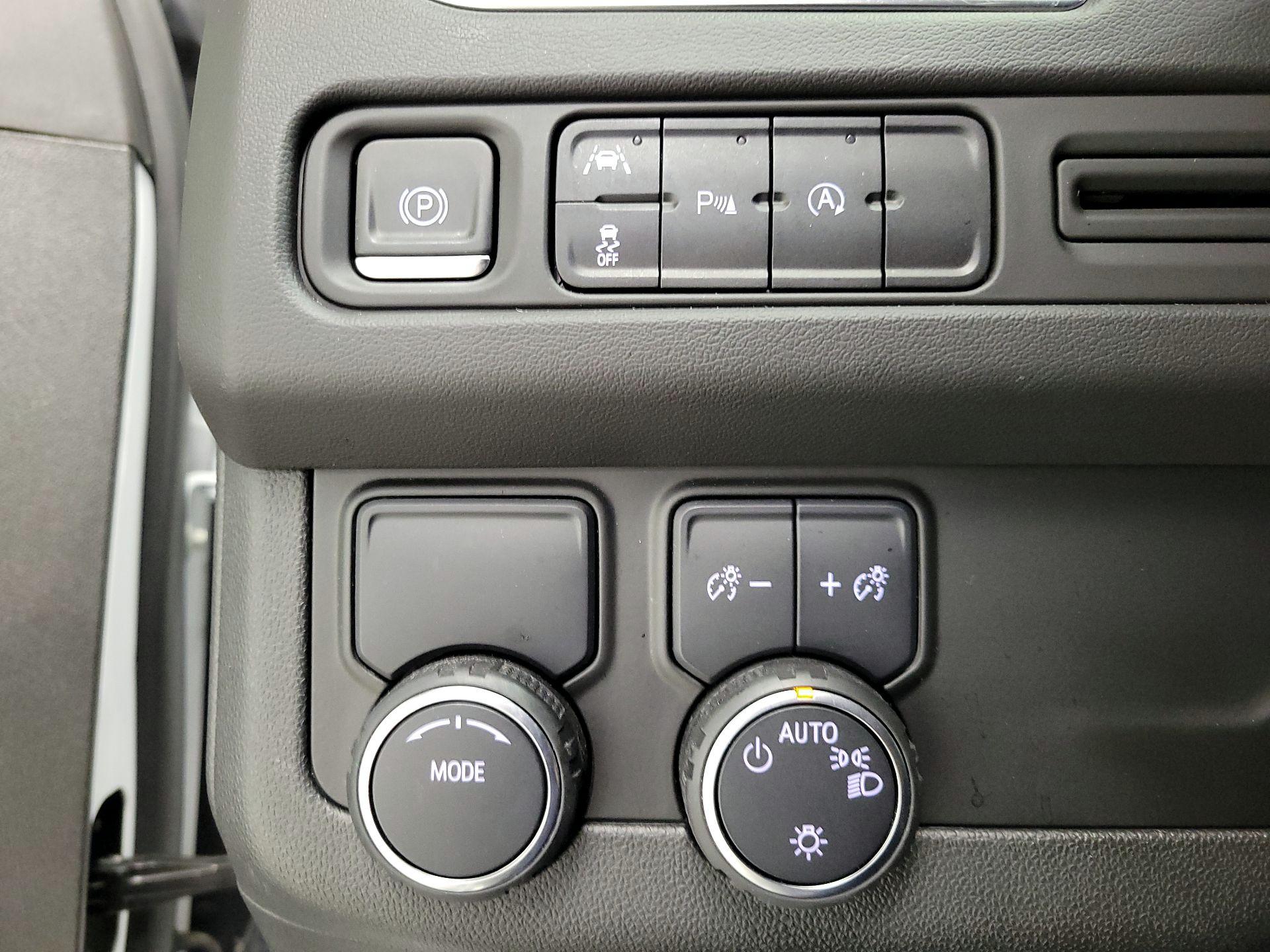 Thumbnail: 2023 Chevrolet Tahoe - 13