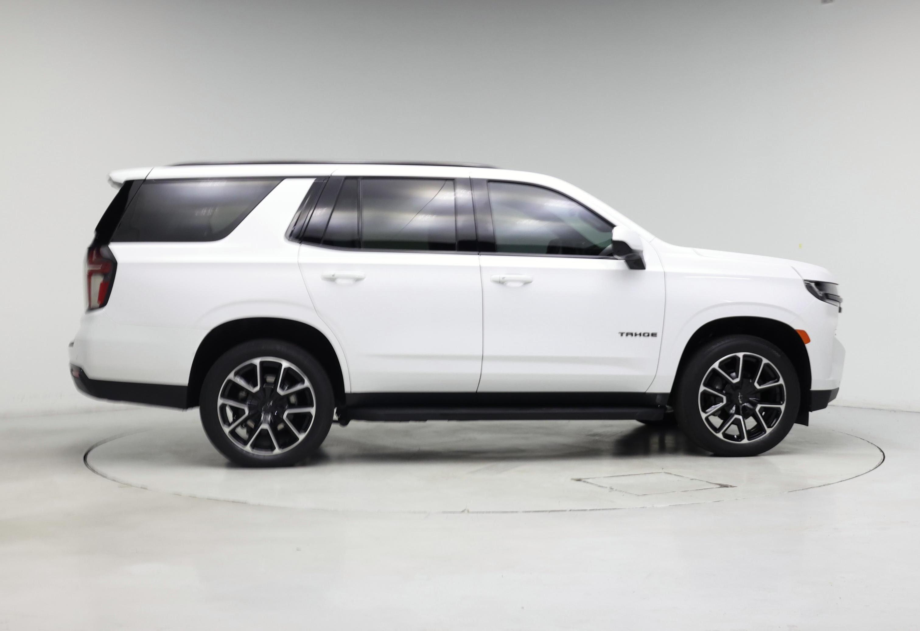 Thumbnail: 2023 Chevrolet Tahoe - 7