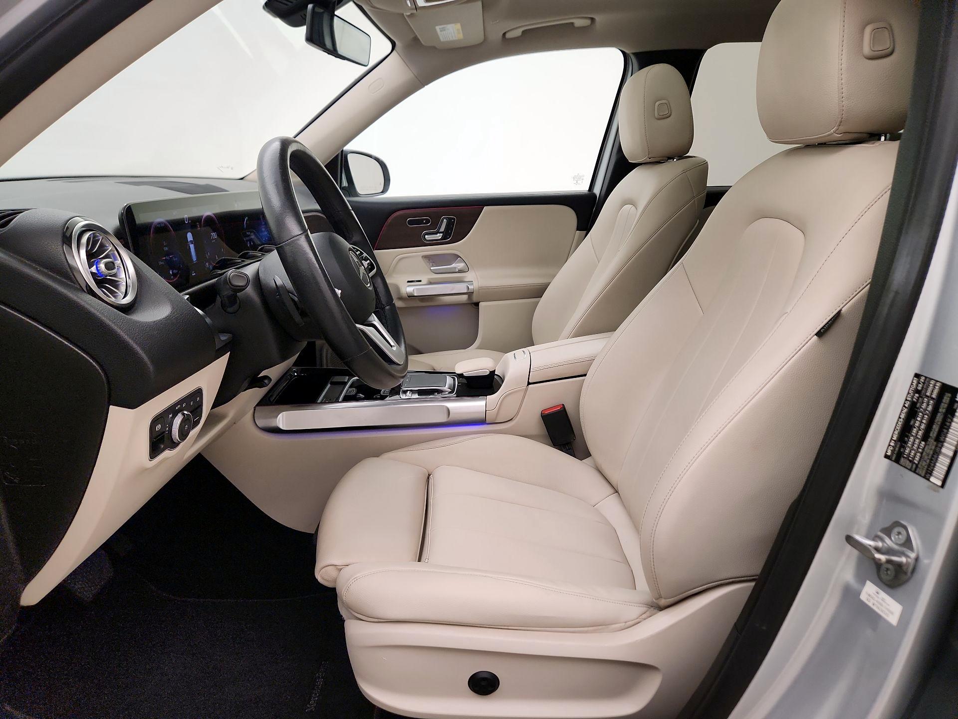 Thumbnail: 2020 Mercedes-Benz GLB - 11