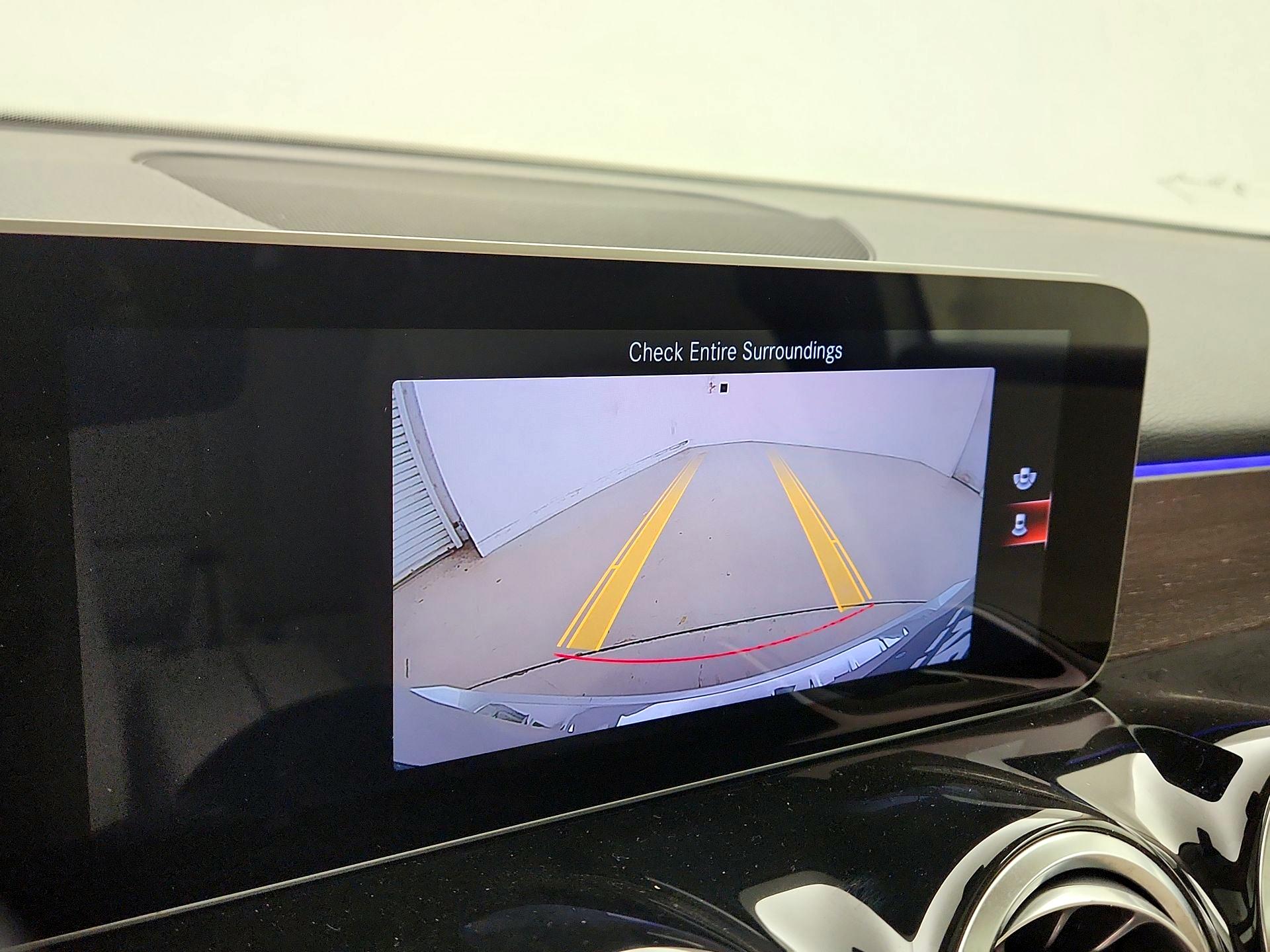 Thumbnail: 2020 Mercedes-Benz GLB - 14