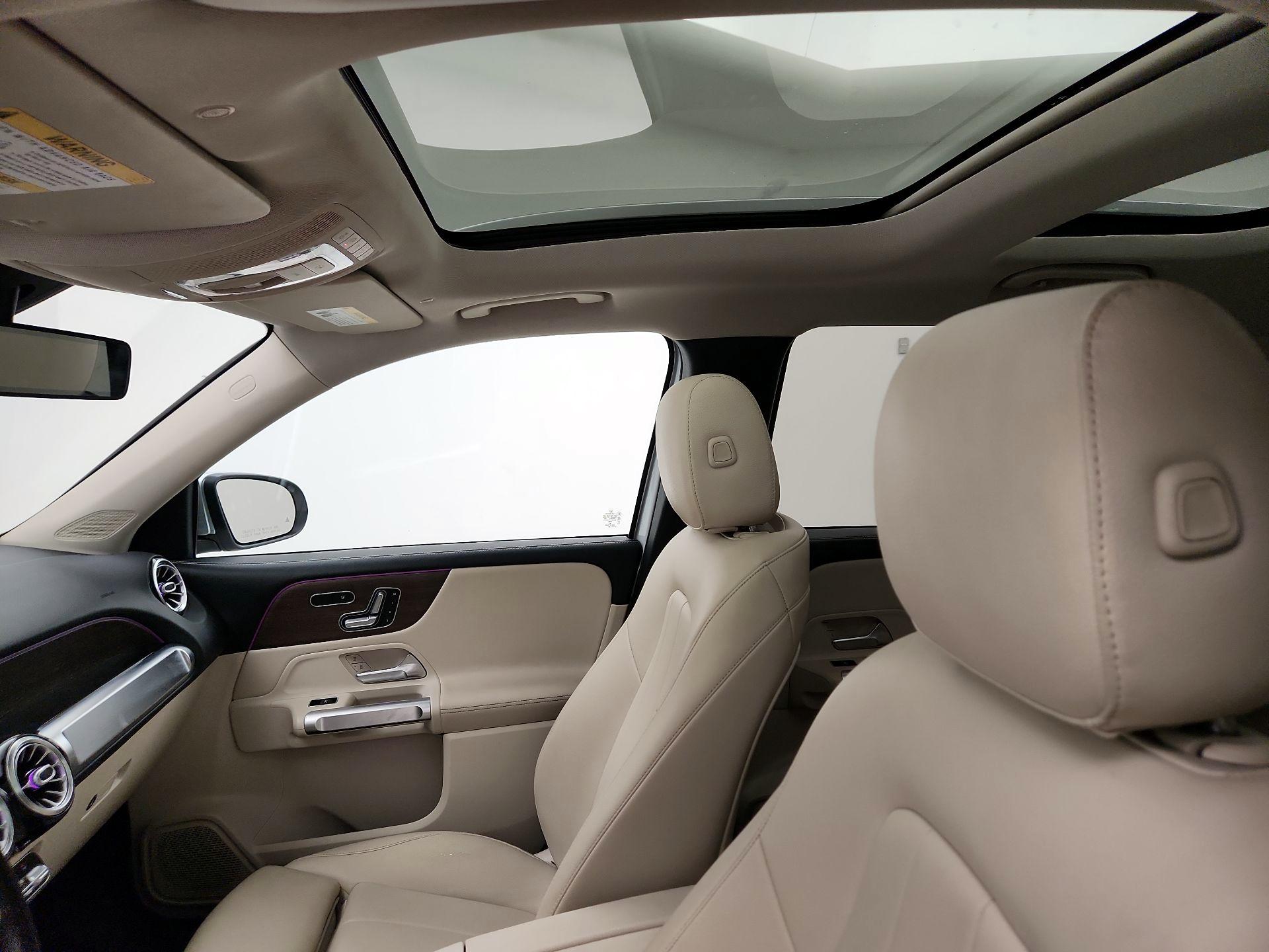 Thumbnail: 2020 Mercedes-Benz GLB - 19