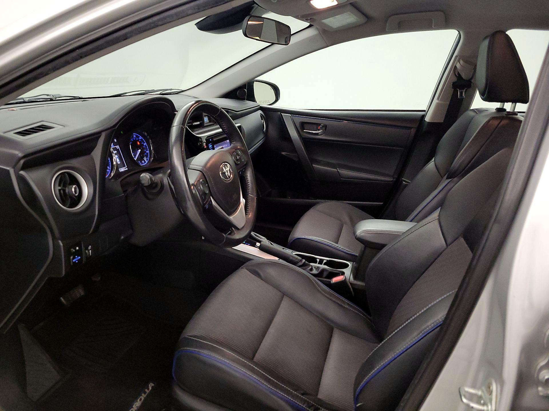 Thumbnail: 2018 Toyota Corolla - 11