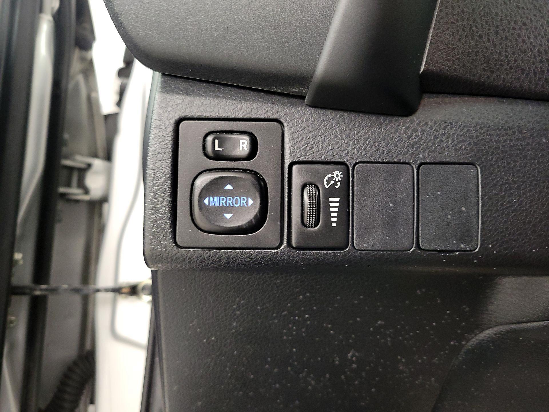 Thumbnail: 2018 Toyota Corolla - 13