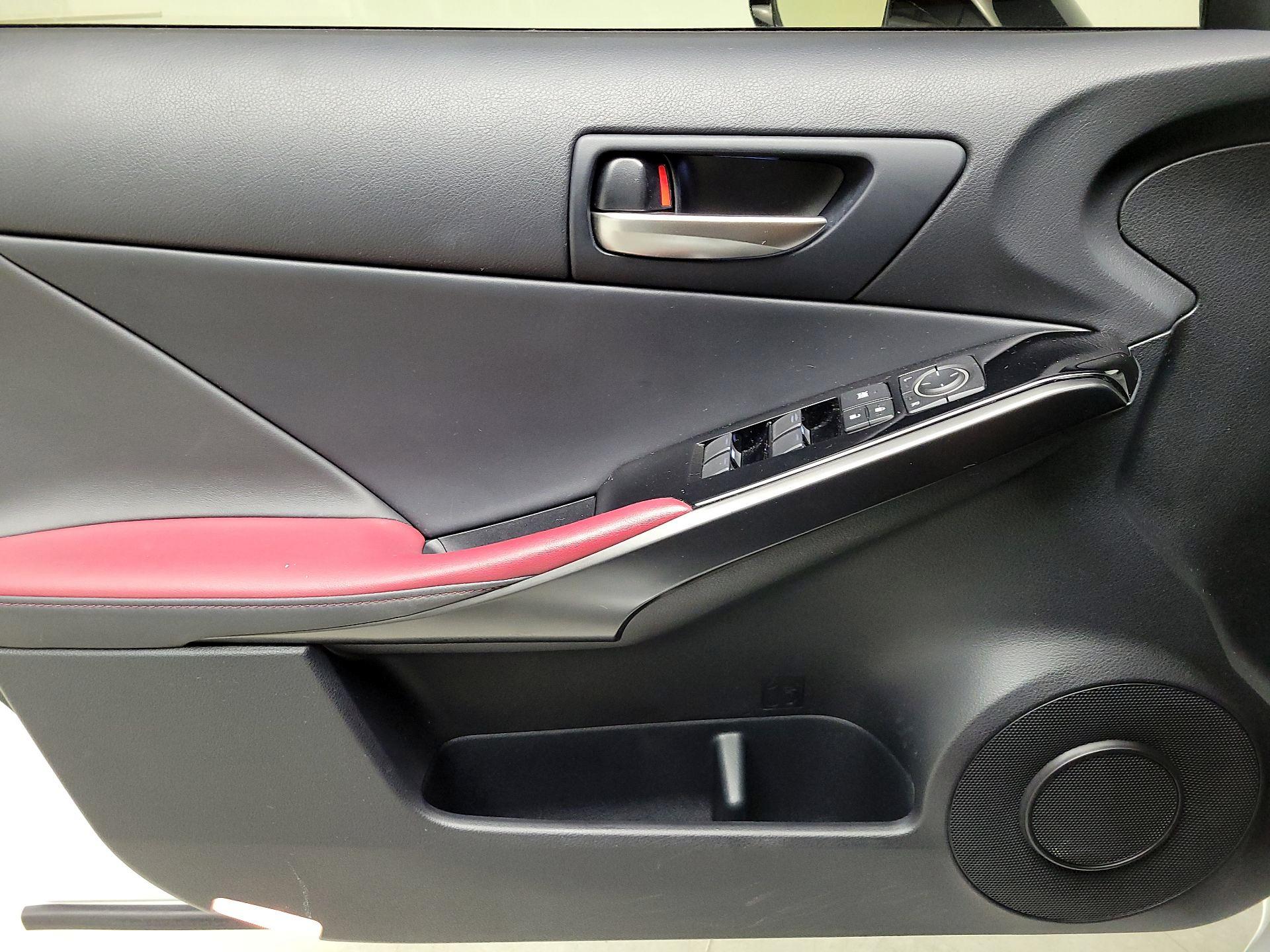 Thumbnail: 2024 Lexus IS - 12