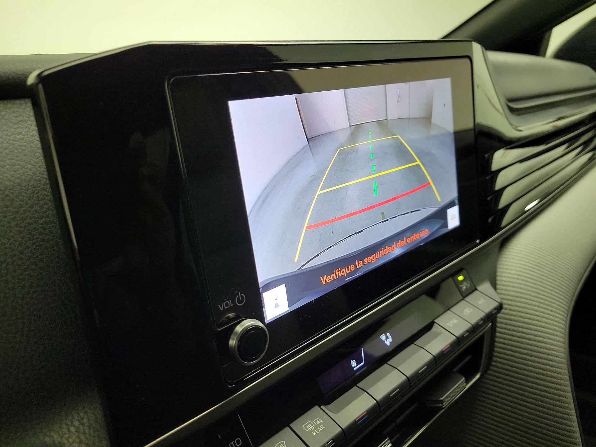 Thumbnail: 2025 Toyota Camry - 15