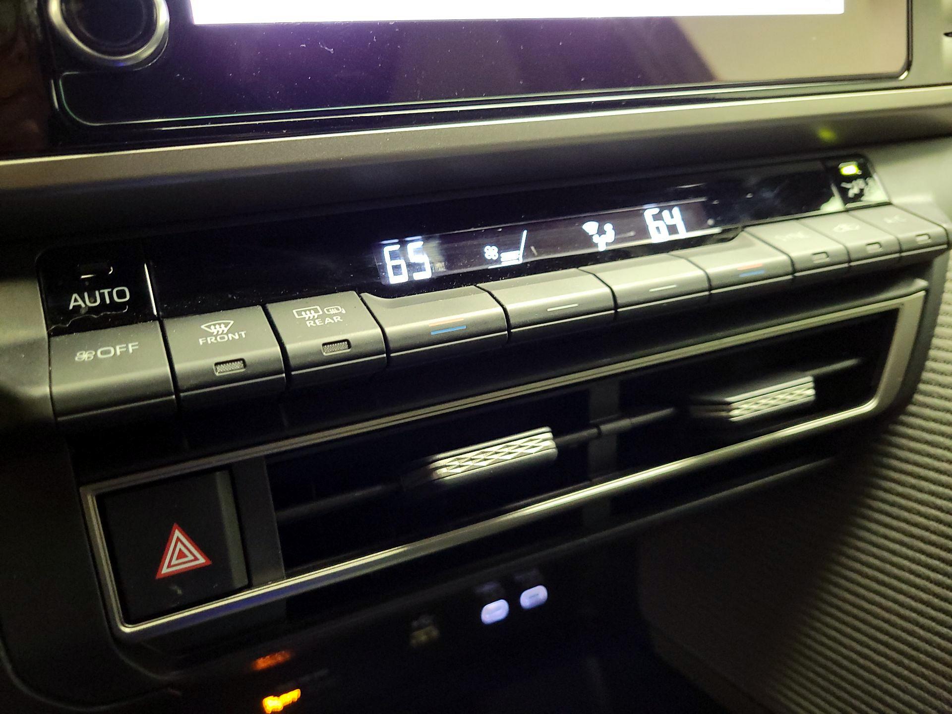 Thumbnail: 2025 Toyota Camry - 17