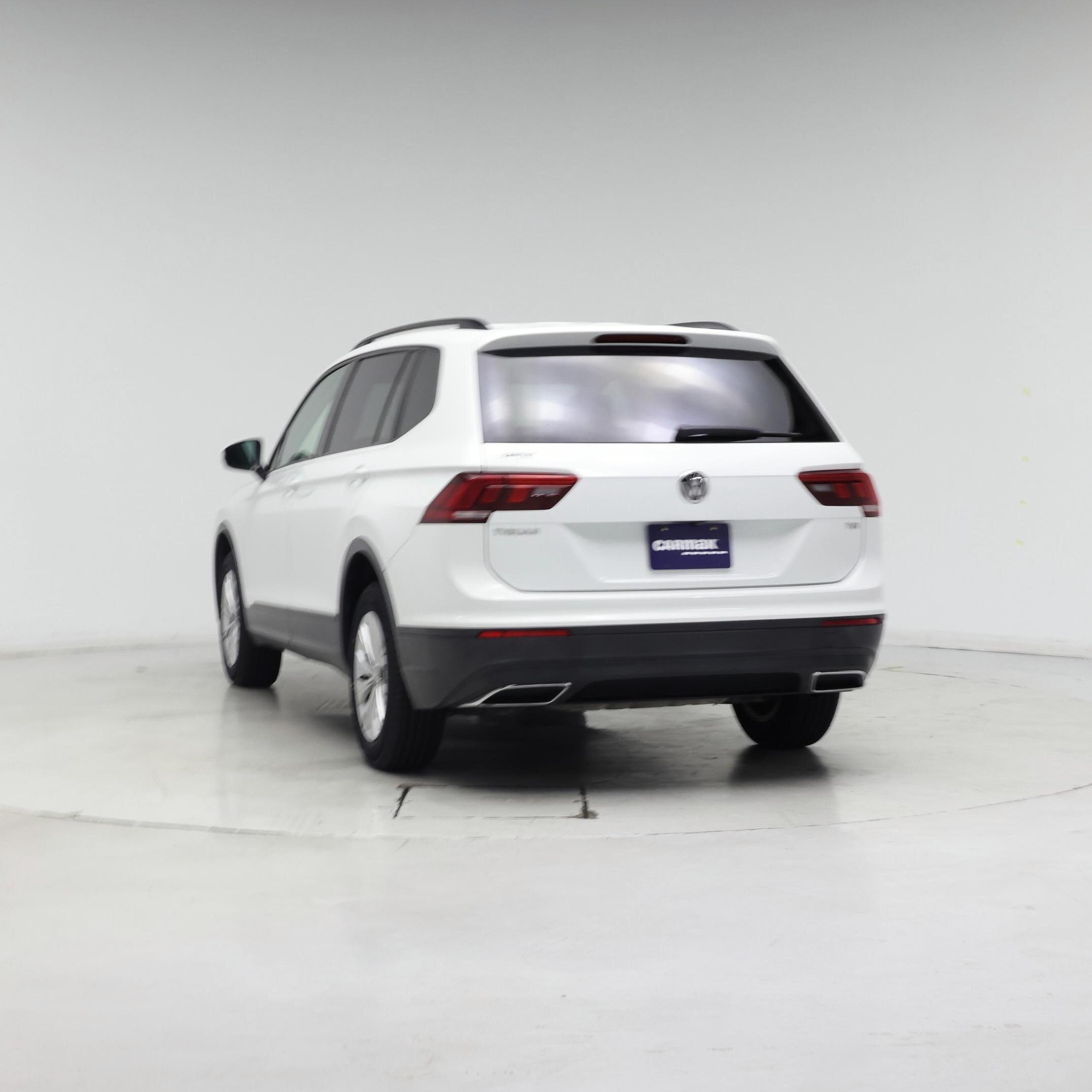 Thumbnail: 2018 Volkswagen Tiguan - 2