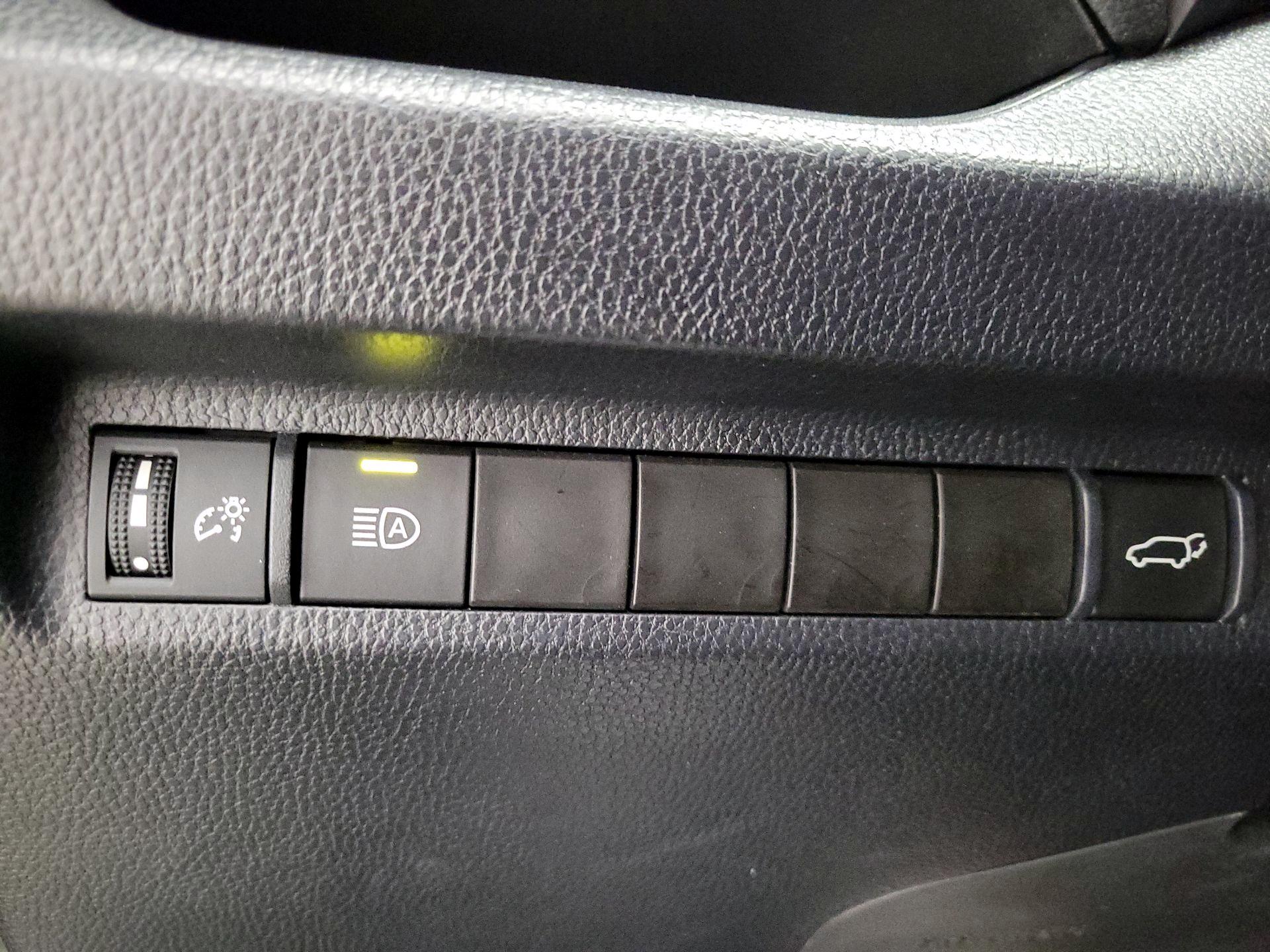 Thumbnail: 2023 Toyota RAV4 - 13