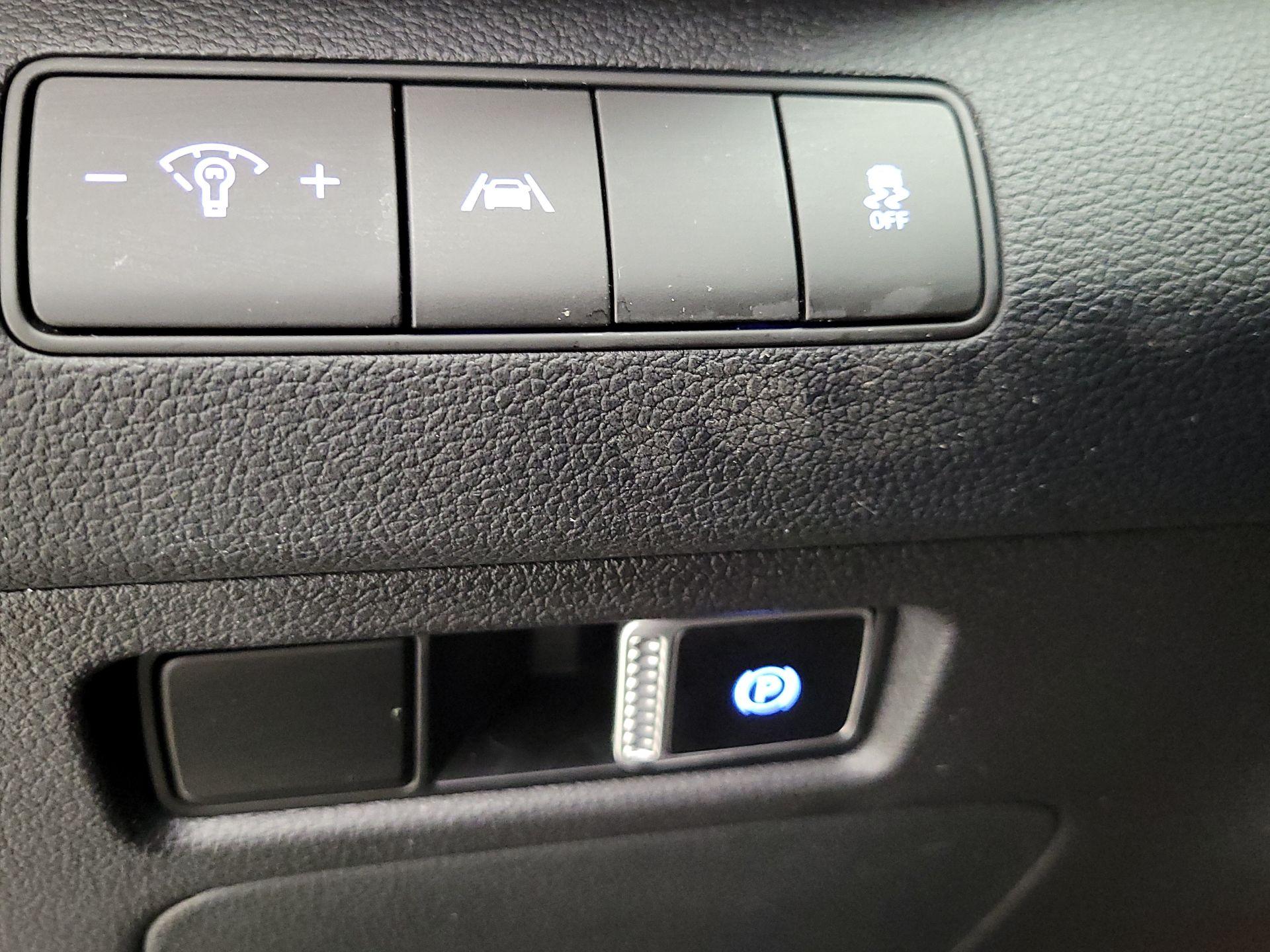 Thumbnail: 2023 Hyundai Santa Fe - 13