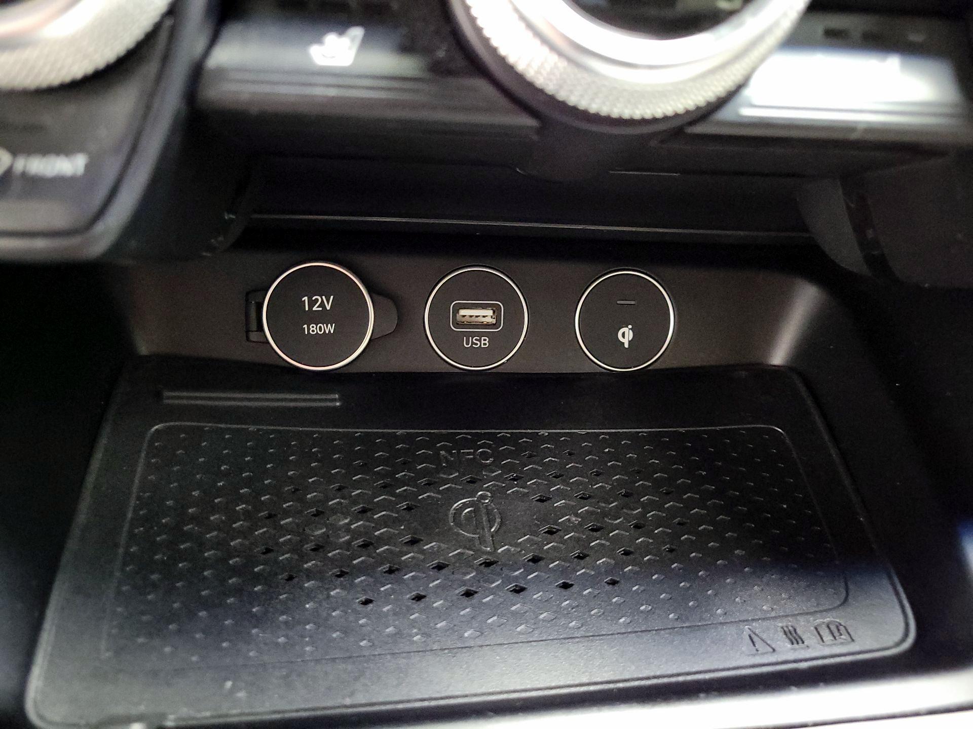 Thumbnail: 2023 Genesis G70 - 19