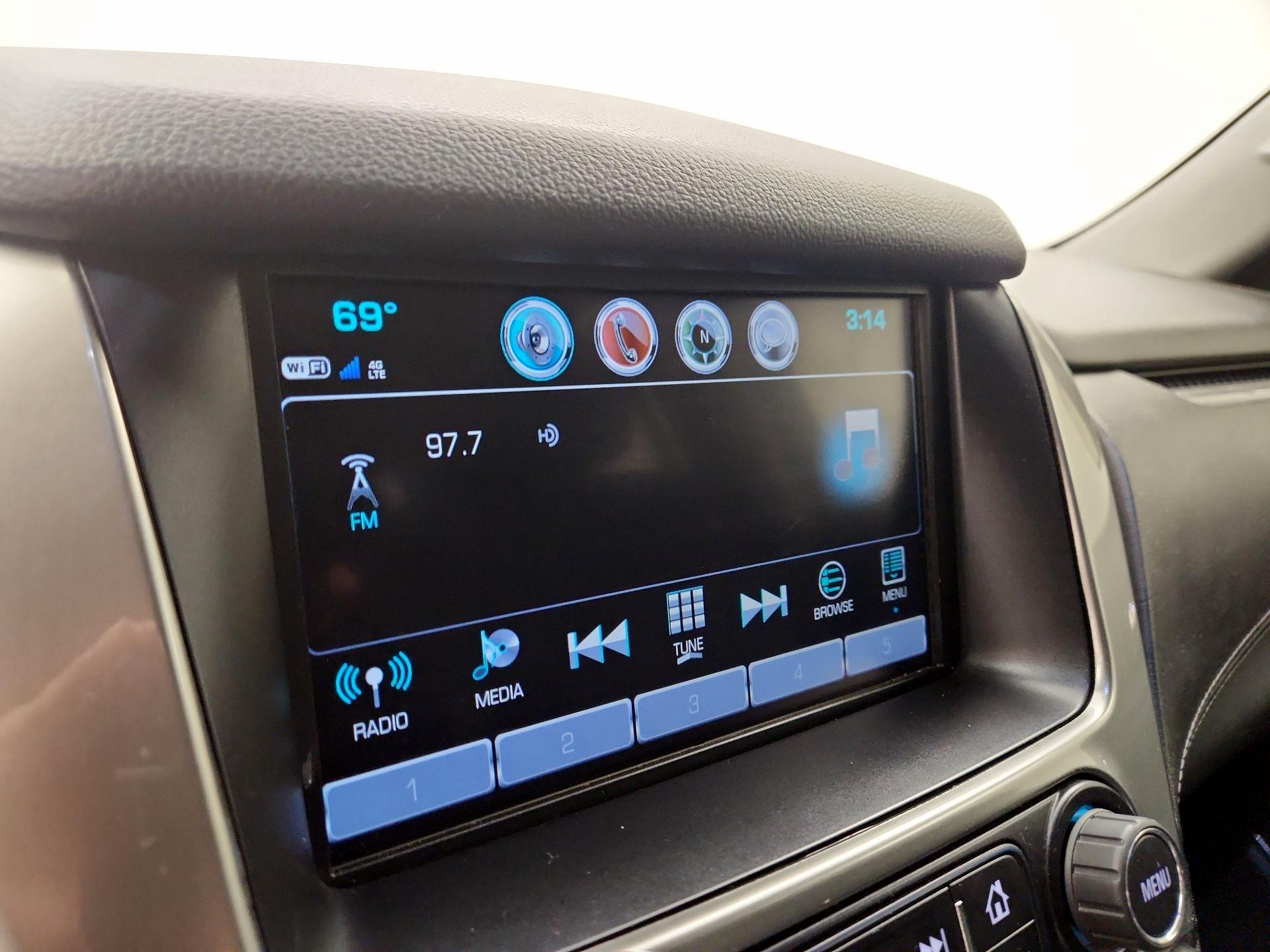 Thumbnail: 2020 Chevrolet Tahoe - 15