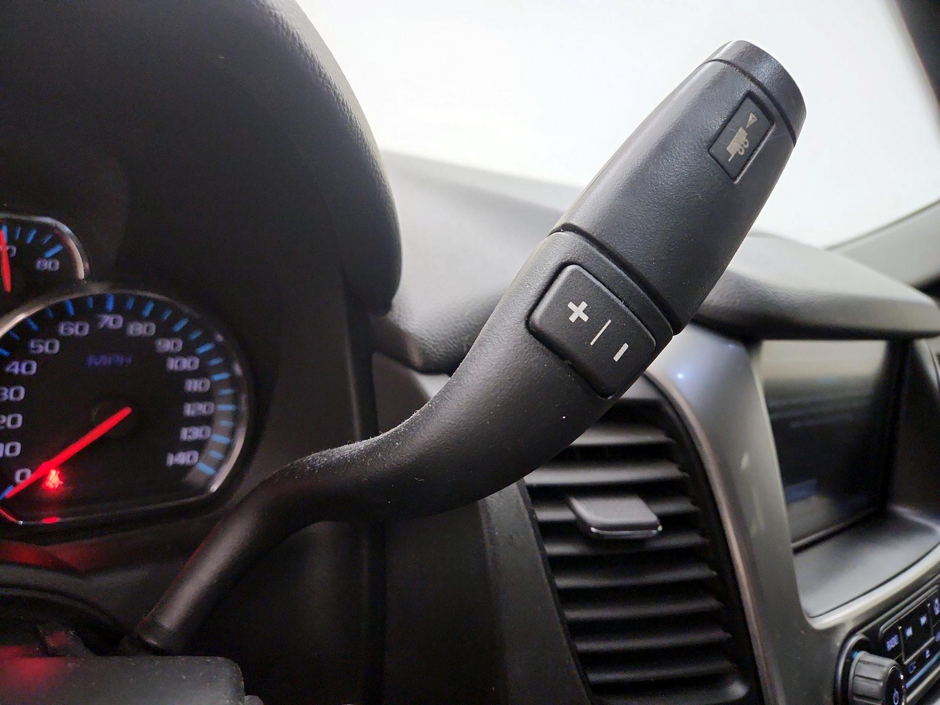 Thumbnail: 2020 Chevrolet Tahoe - 17