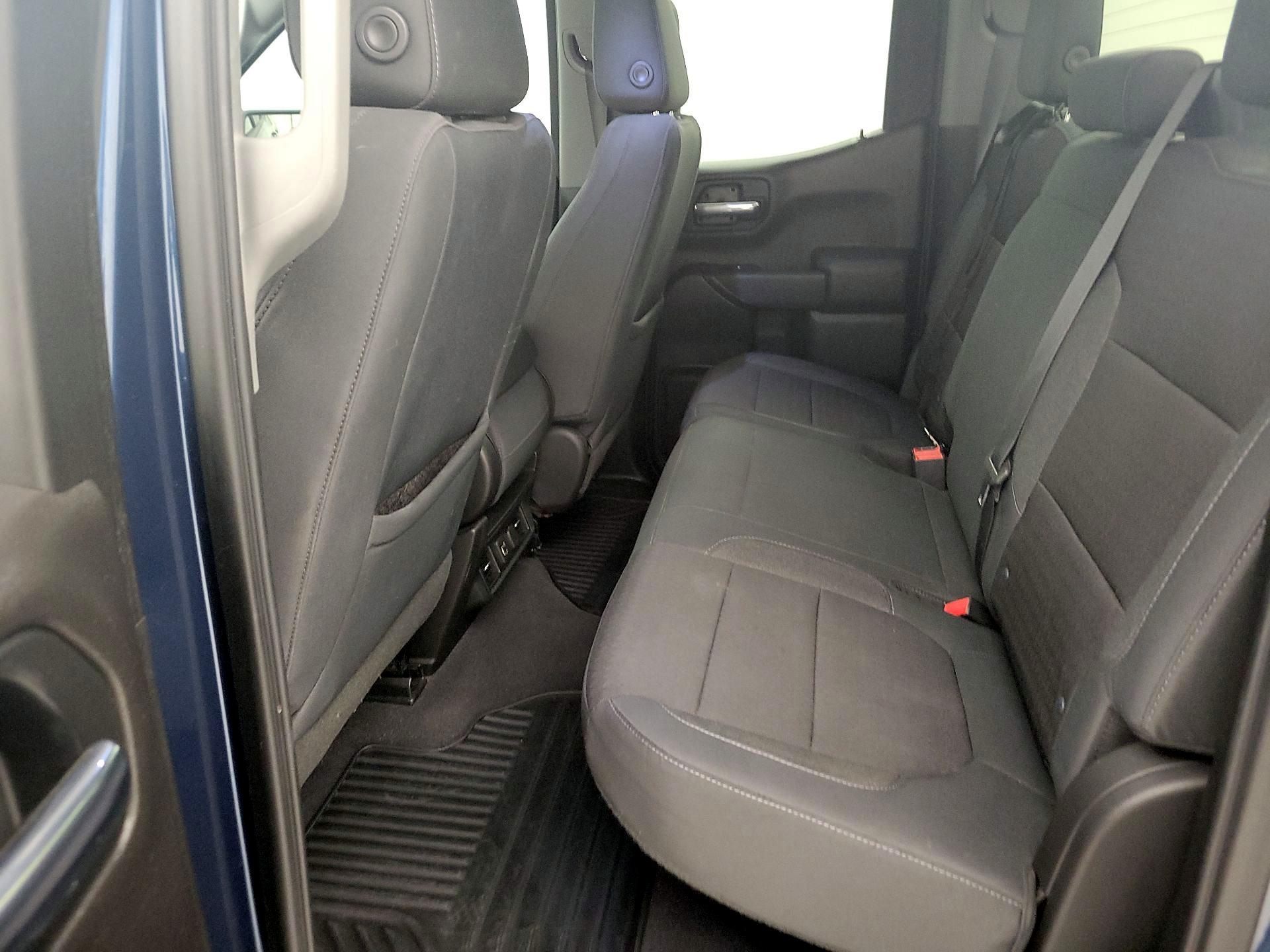 Thumbnail: 2019 Chevrolet Silverado 1500 - 19