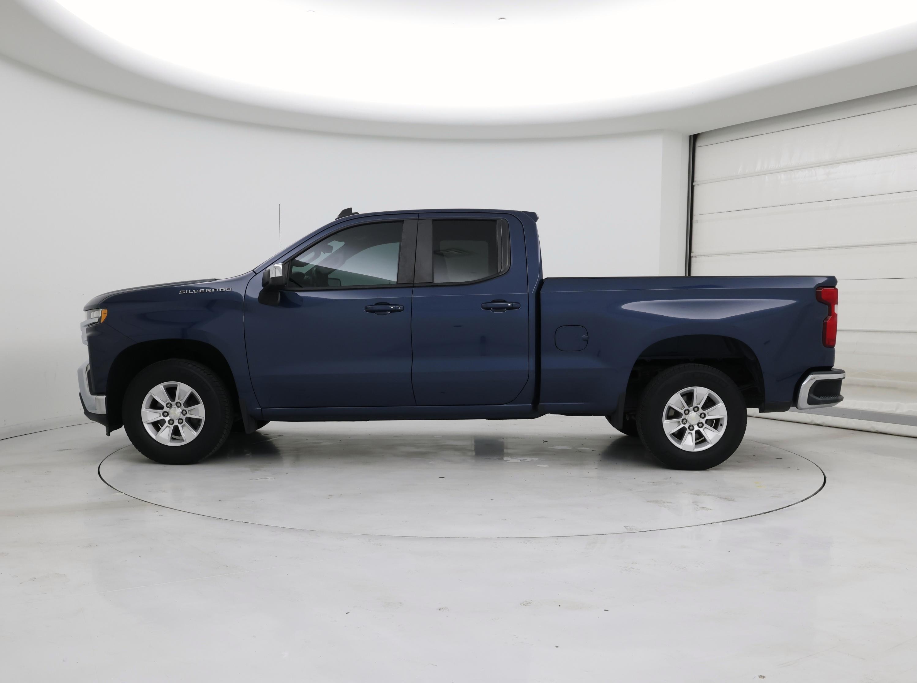 Thumbnail: 2019 Chevrolet Silverado 1500 - 3