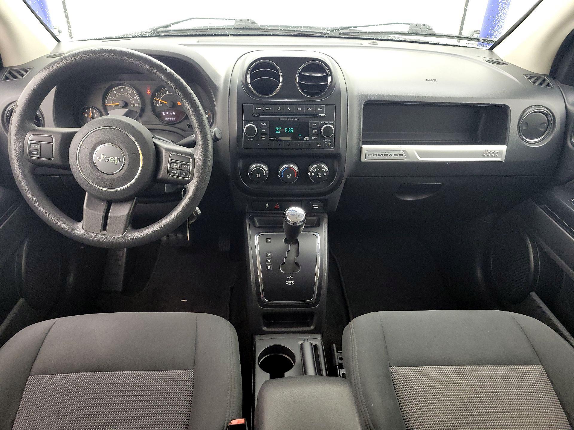 Thumbnail: 2016 Jeep Compass - 9