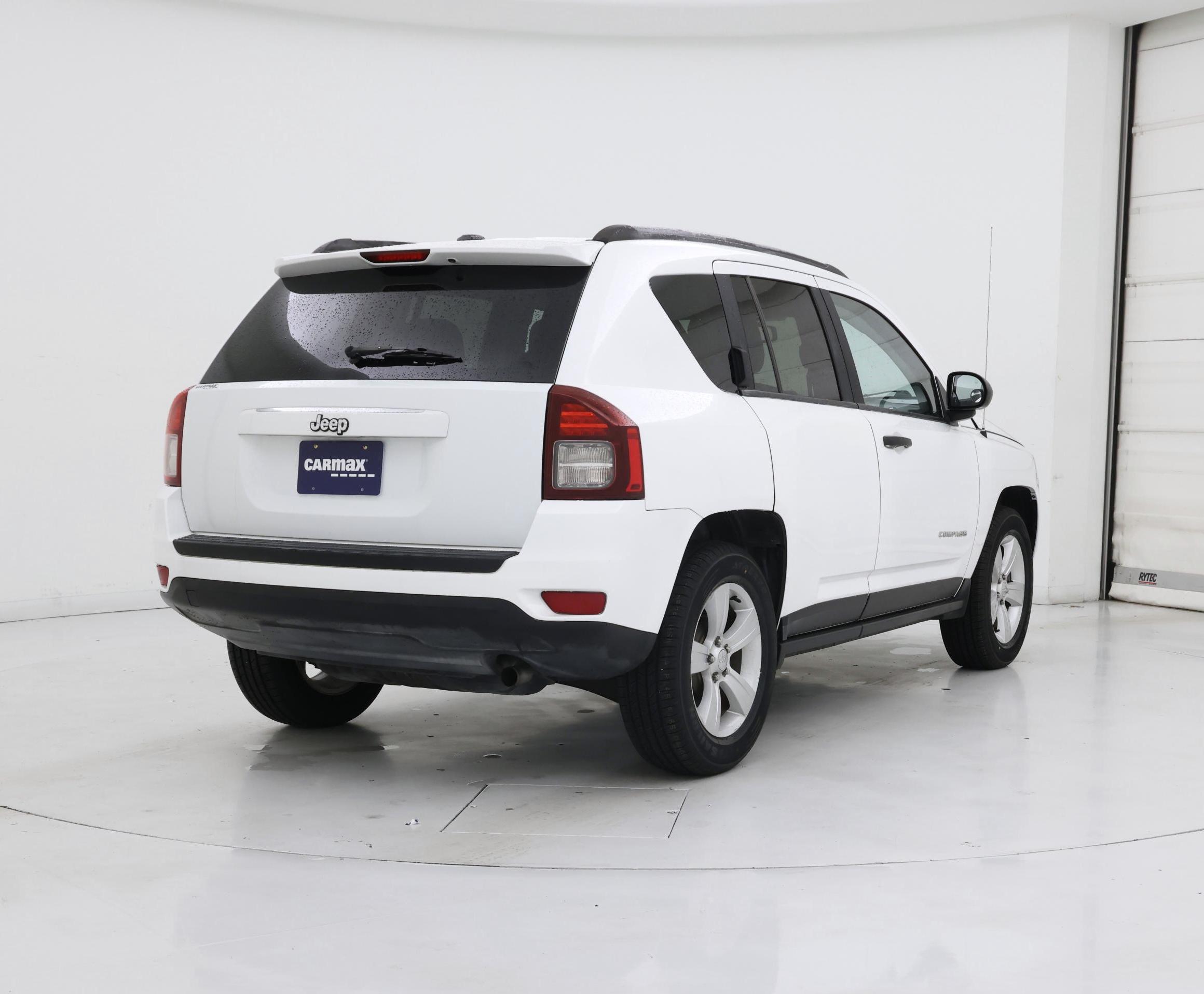 Thumbnail: 2016 Jeep Compass - 8