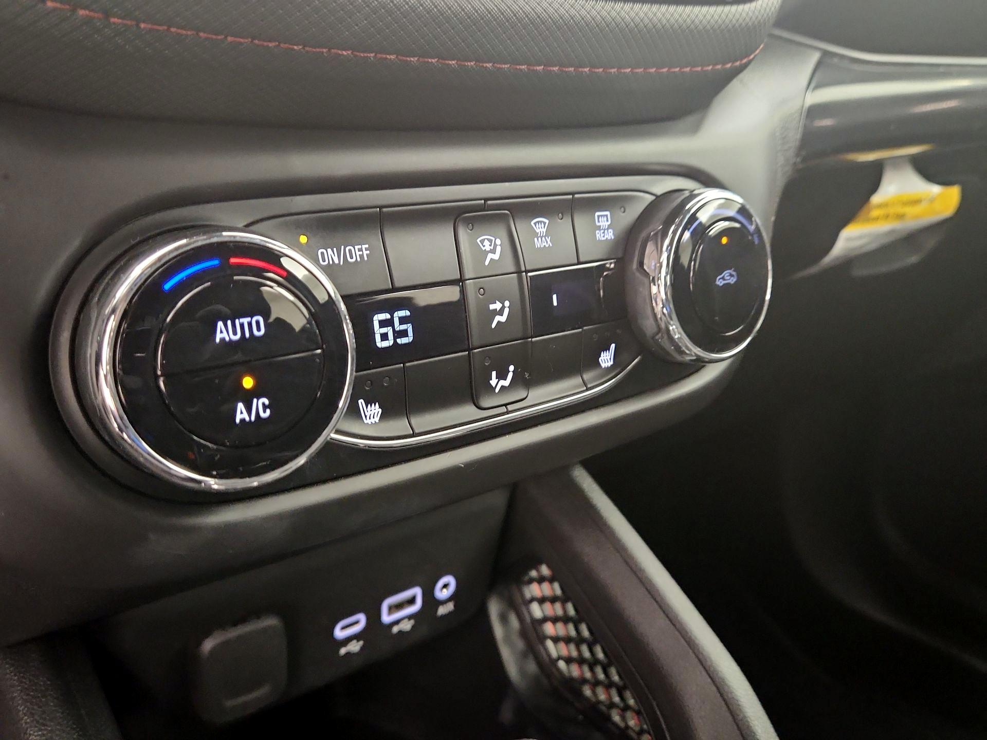 Thumbnail: 2021 Chevrolet TrailBlazer - 16