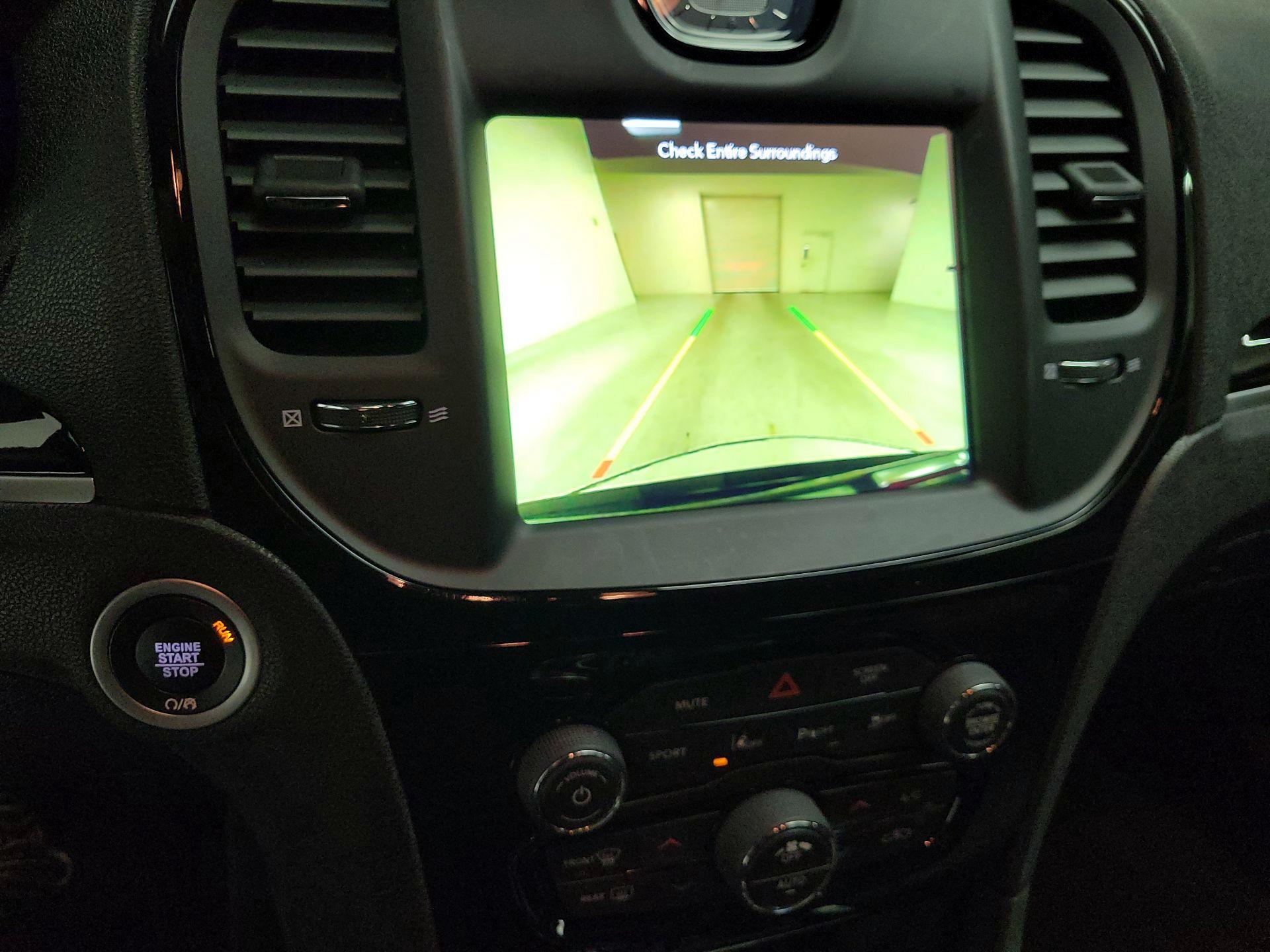 Thumbnail: 2023 Chrysler 300 - 15