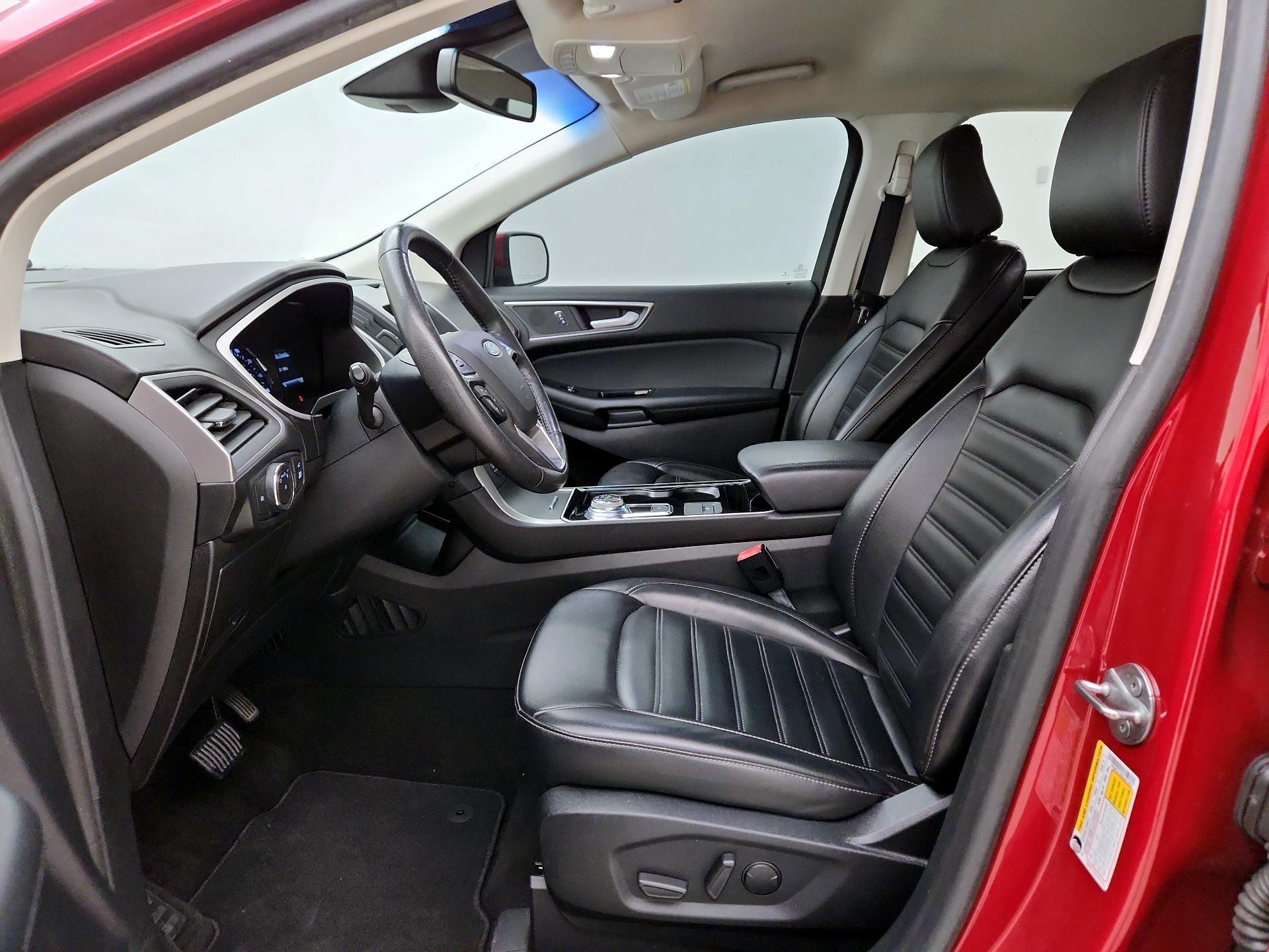 Thumbnail: 2020 Ford Edge - 11