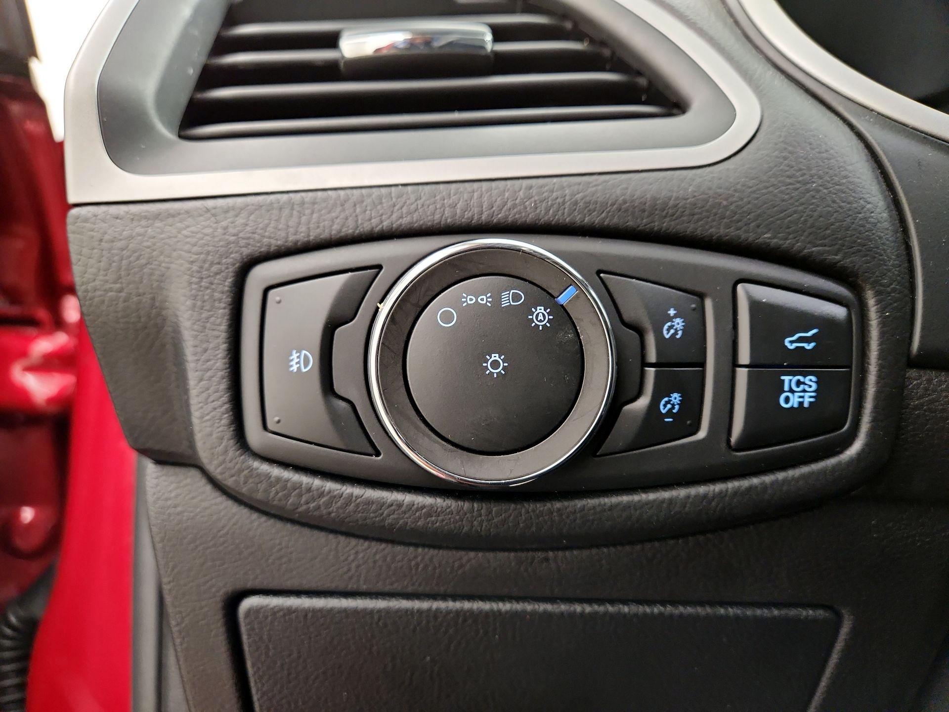 Thumbnail: 2020 Ford Edge - 13