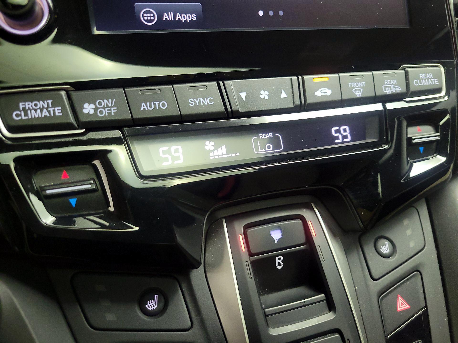 Thumbnail: 2019 Honda Odyssey - 16