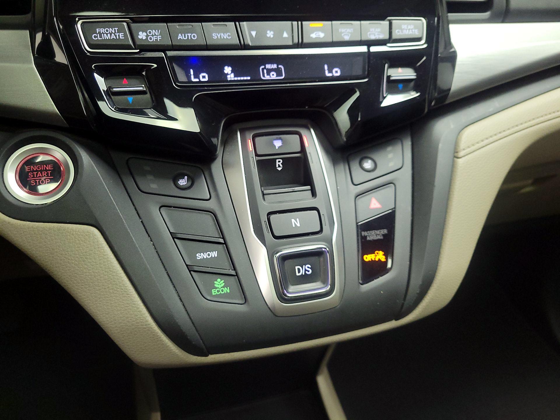 Thumbnail: 2019 Honda Odyssey - 17