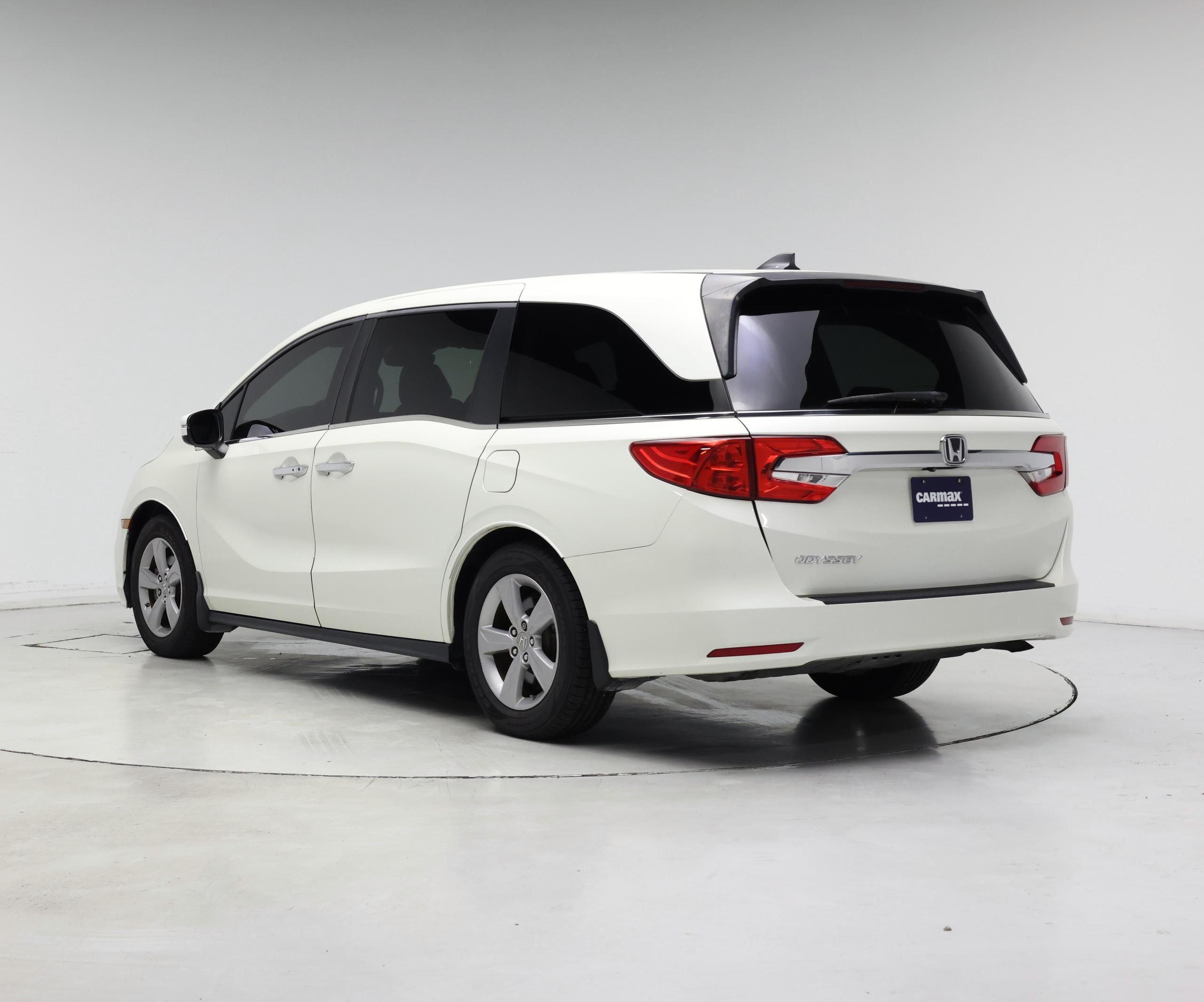 Thumbnail: 2019 Honda Odyssey - 2