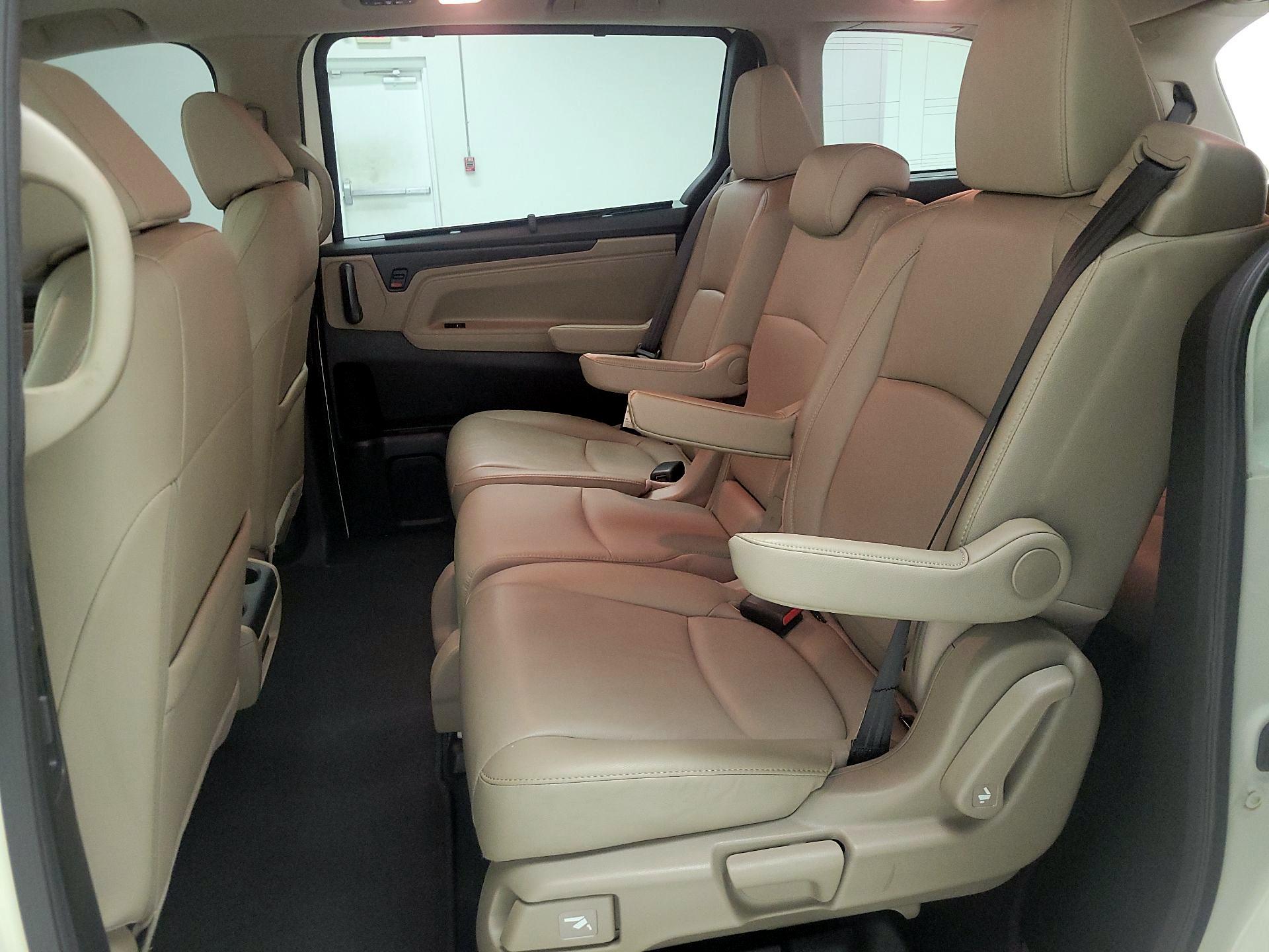 Thumbnail: 2019 Honda Odyssey - 20