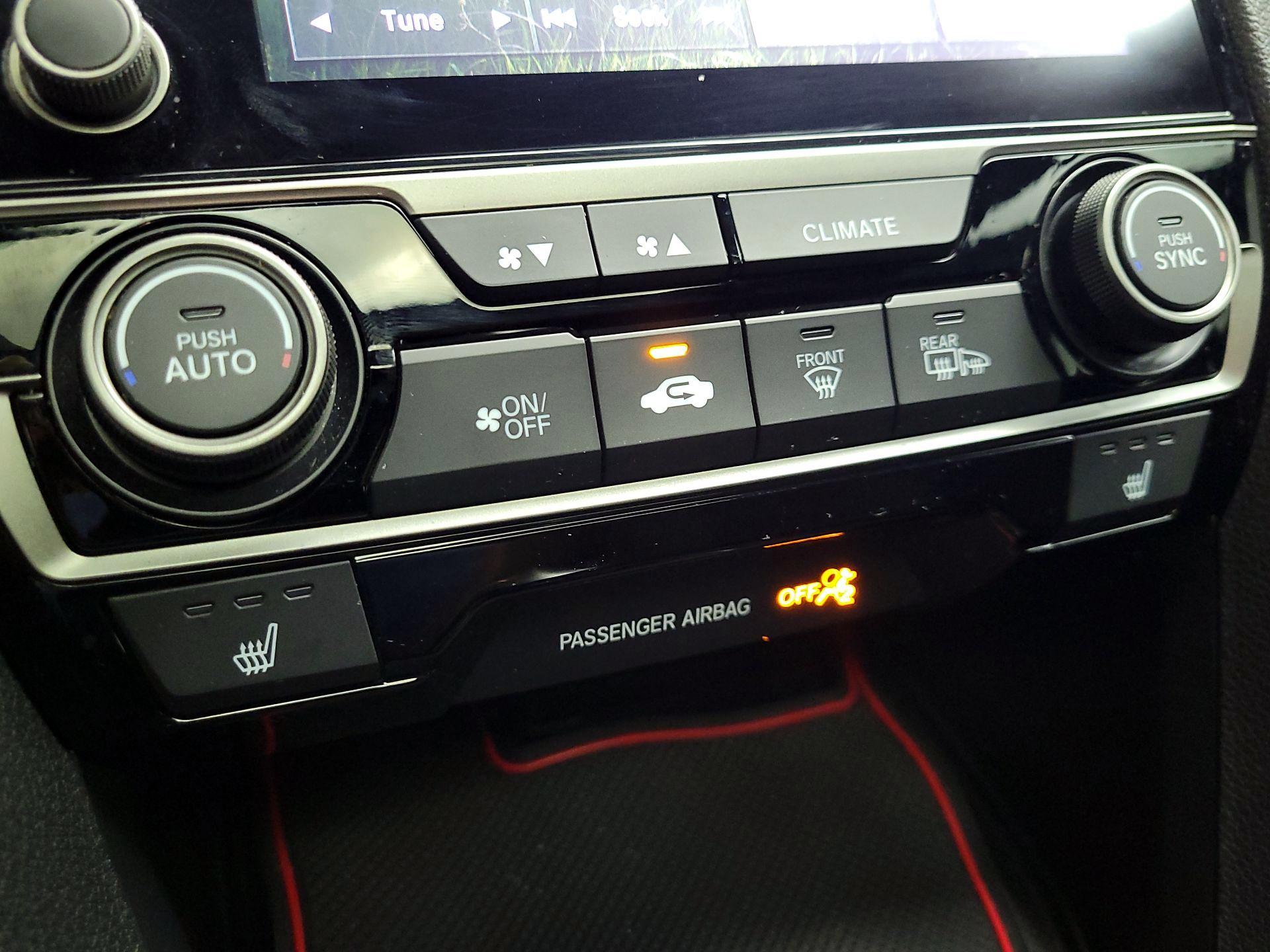 Thumbnail: 2019 Honda Civic - 16