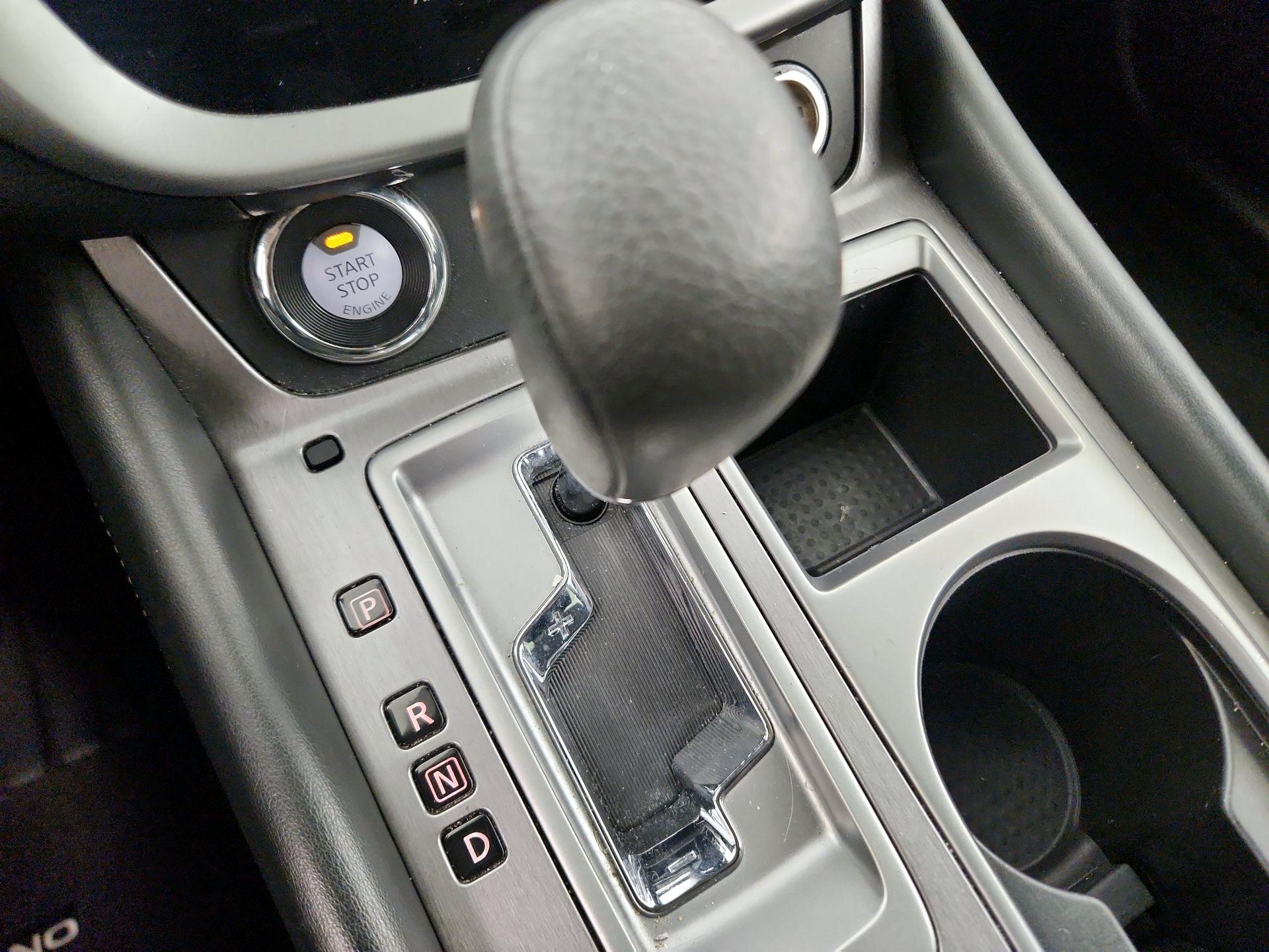 Thumbnail: 2020 Nissan Murano - 17